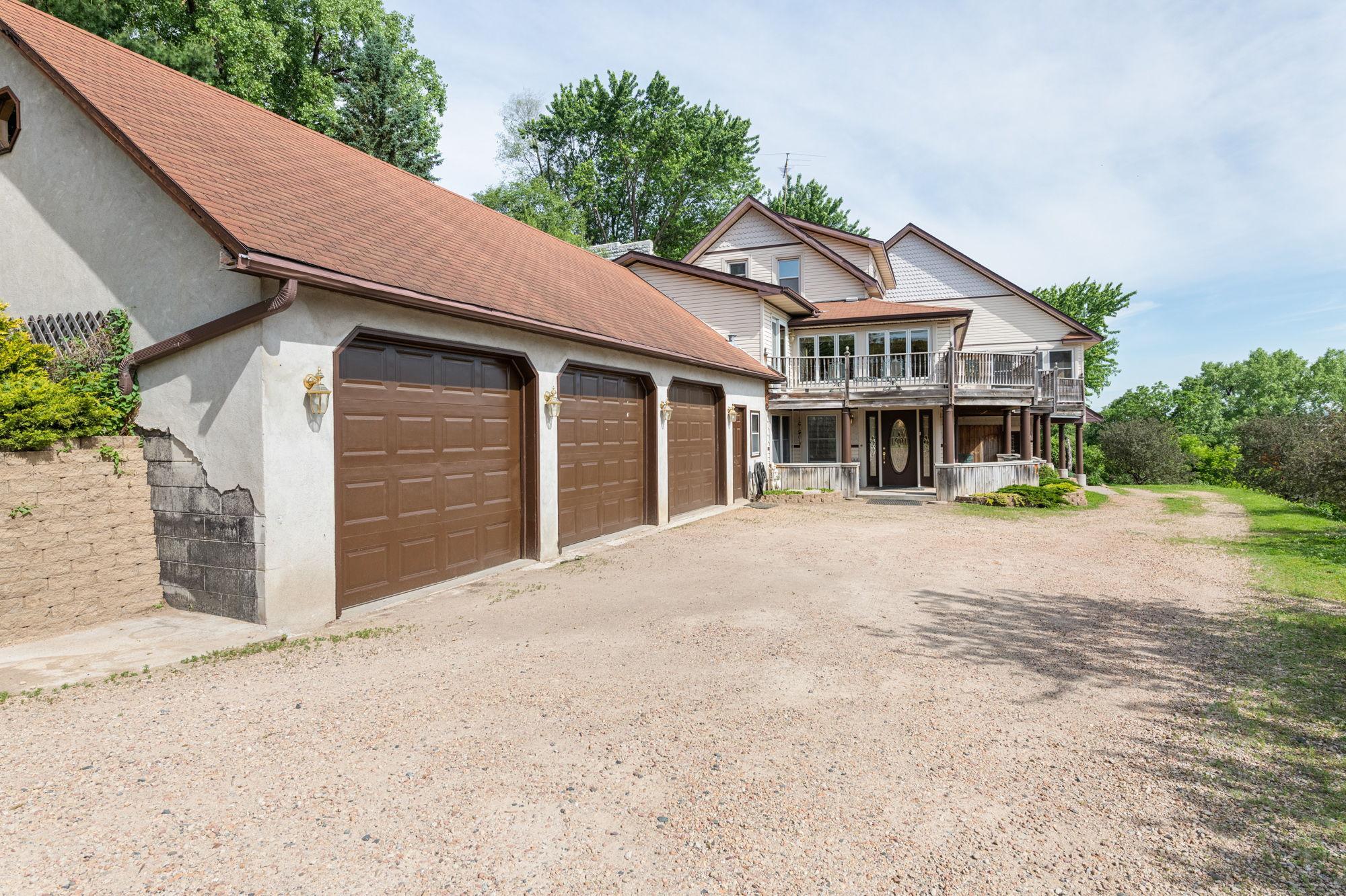 View of Residential Income at 138 Dwane Street, South Saint Paul MN 55075, South Saint Paul (4 of 41) - Mike Wilen | Minnesota Team Real Estate