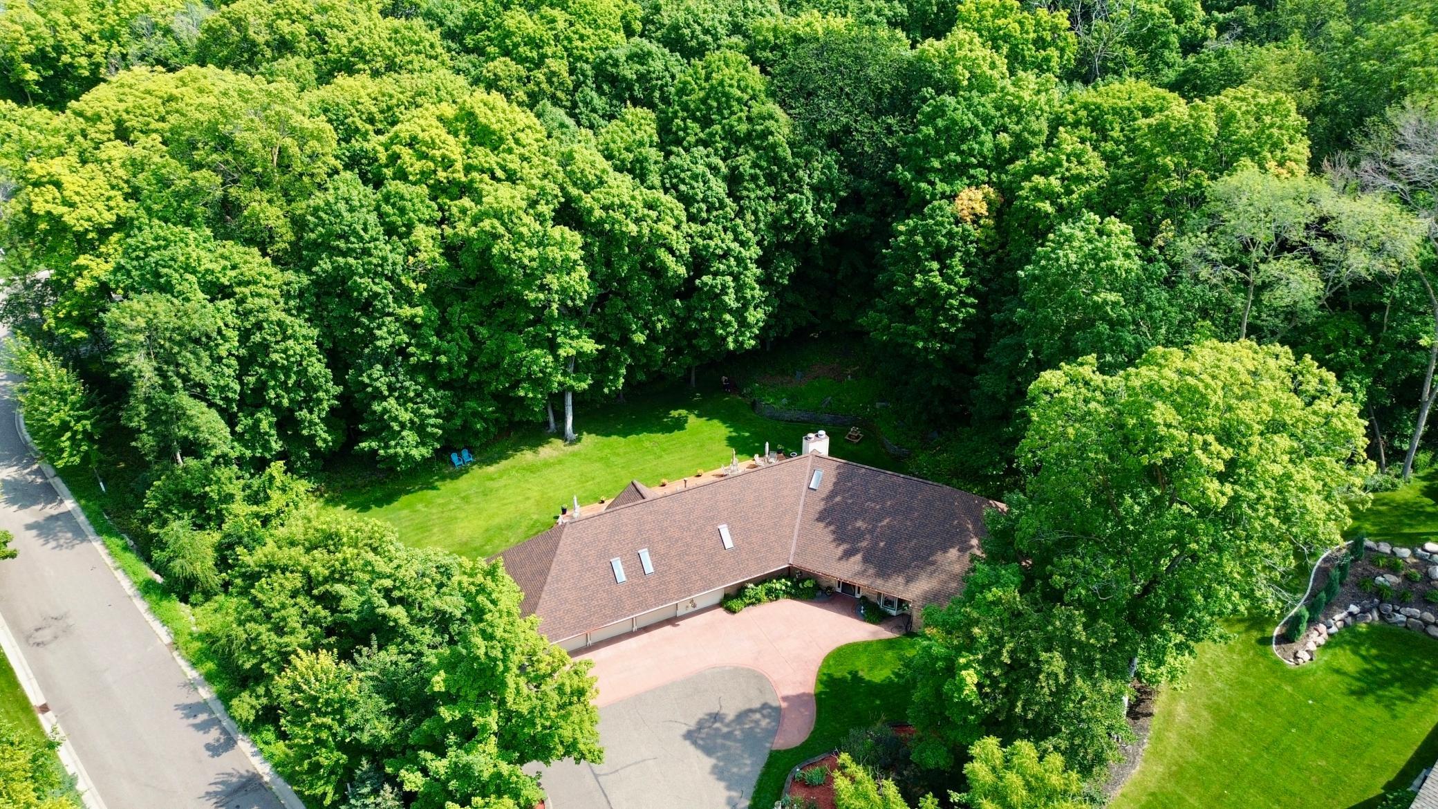 View of Residential at 1000 Heritage Lane, Orono MN 55391, Orono (3 of 53) - Mike Wilen | Minnesota Team Real Estate