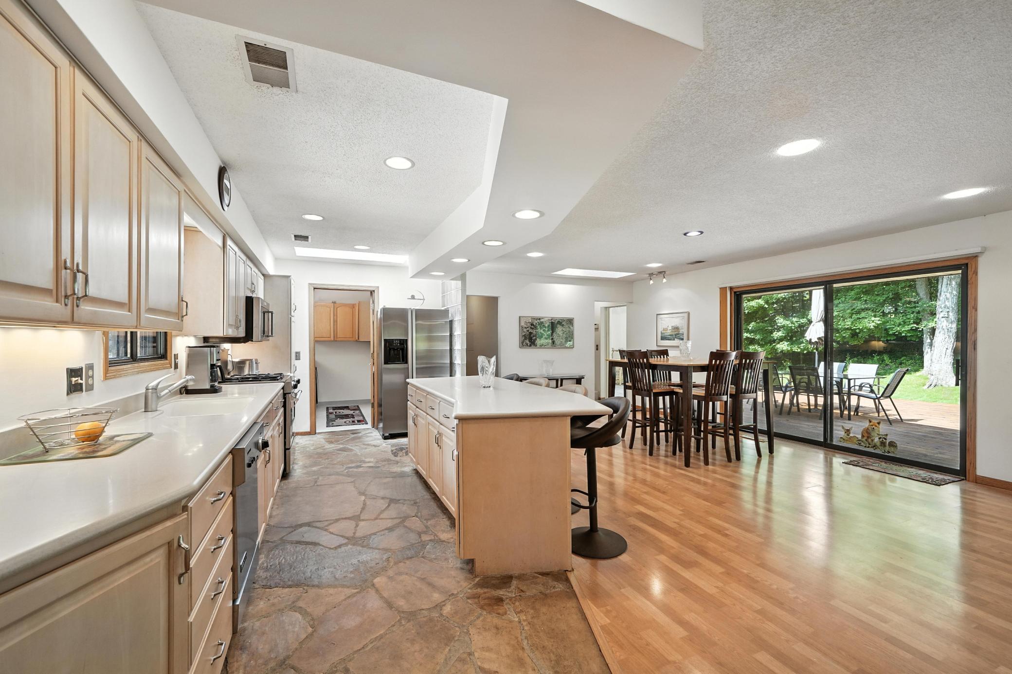 View of Residential at 1000 Heritage Lane, Orono MN 55391, Orono (20 of 53) - Mike Wilen | Minnesota Team Real Estate