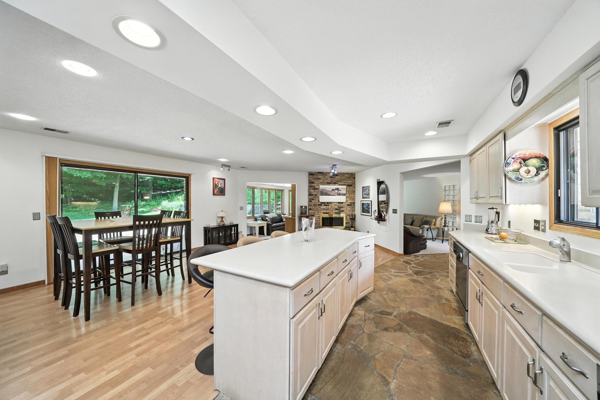 View of Residential at 1000 Heritage Lane, Orono MN 55391, Orono (22 of 53) - Mike Wilen | Minnesota Team Real Estate