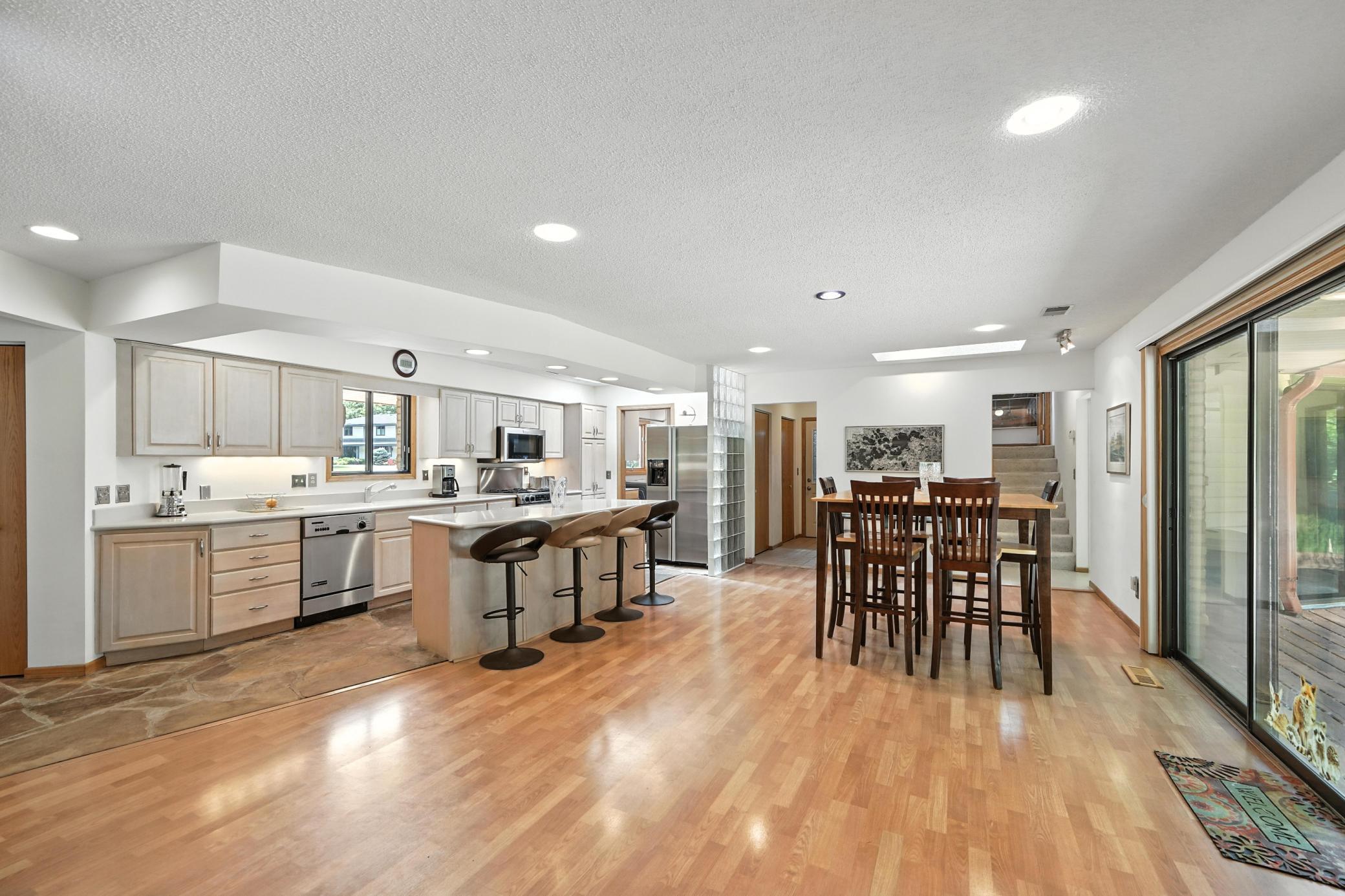 View of Residential at 1000 Heritage Lane, Orono MN 55391, Orono (23 of 53) - Mike Wilen | Minnesota Team Real Estate