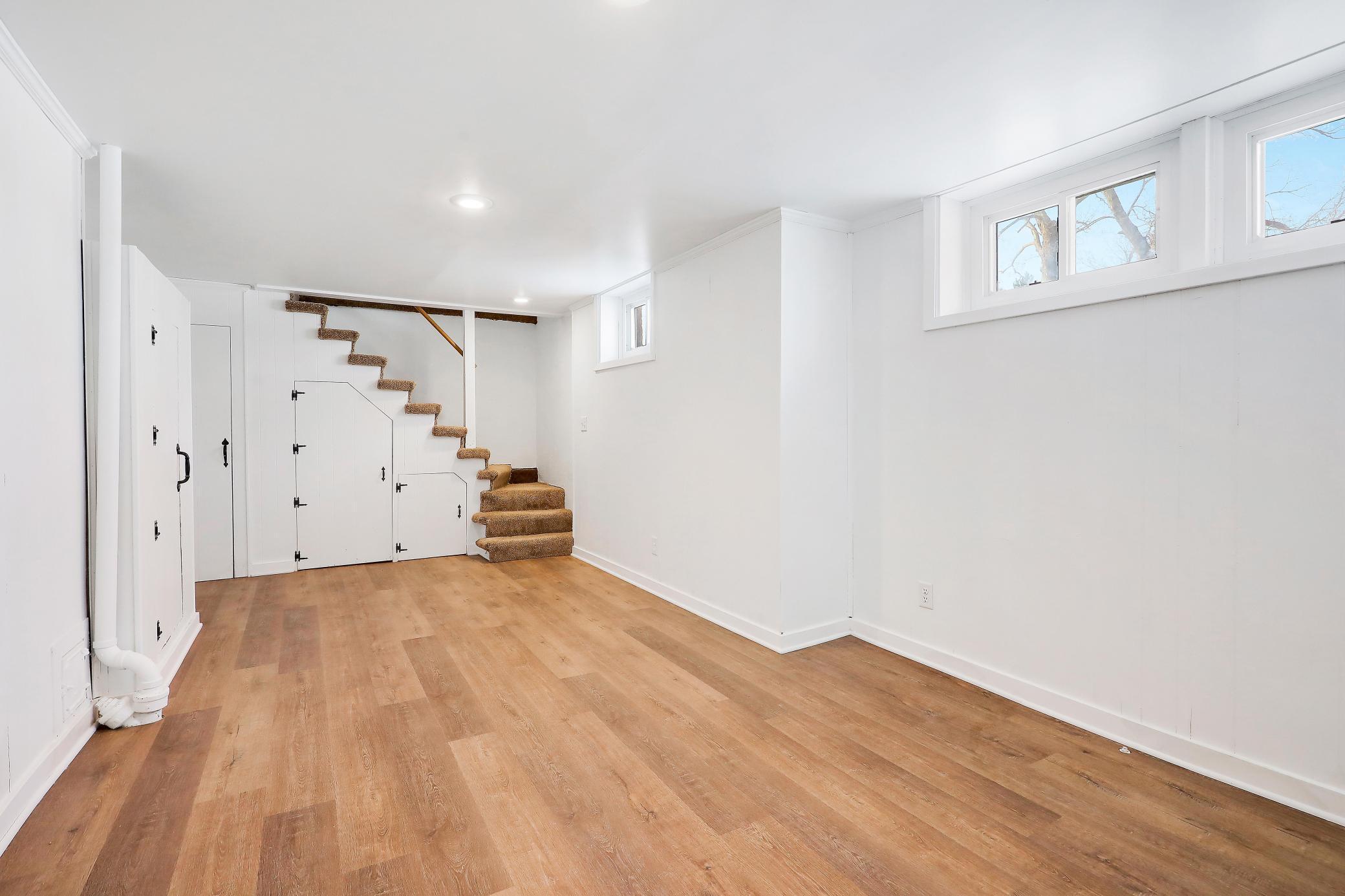 View of Residential at 1302 Reaney Avenue, Saint Paul MN 55106, Saint Paul (33 of 41) - Mike Wilen | Minnesota Team Real Estate