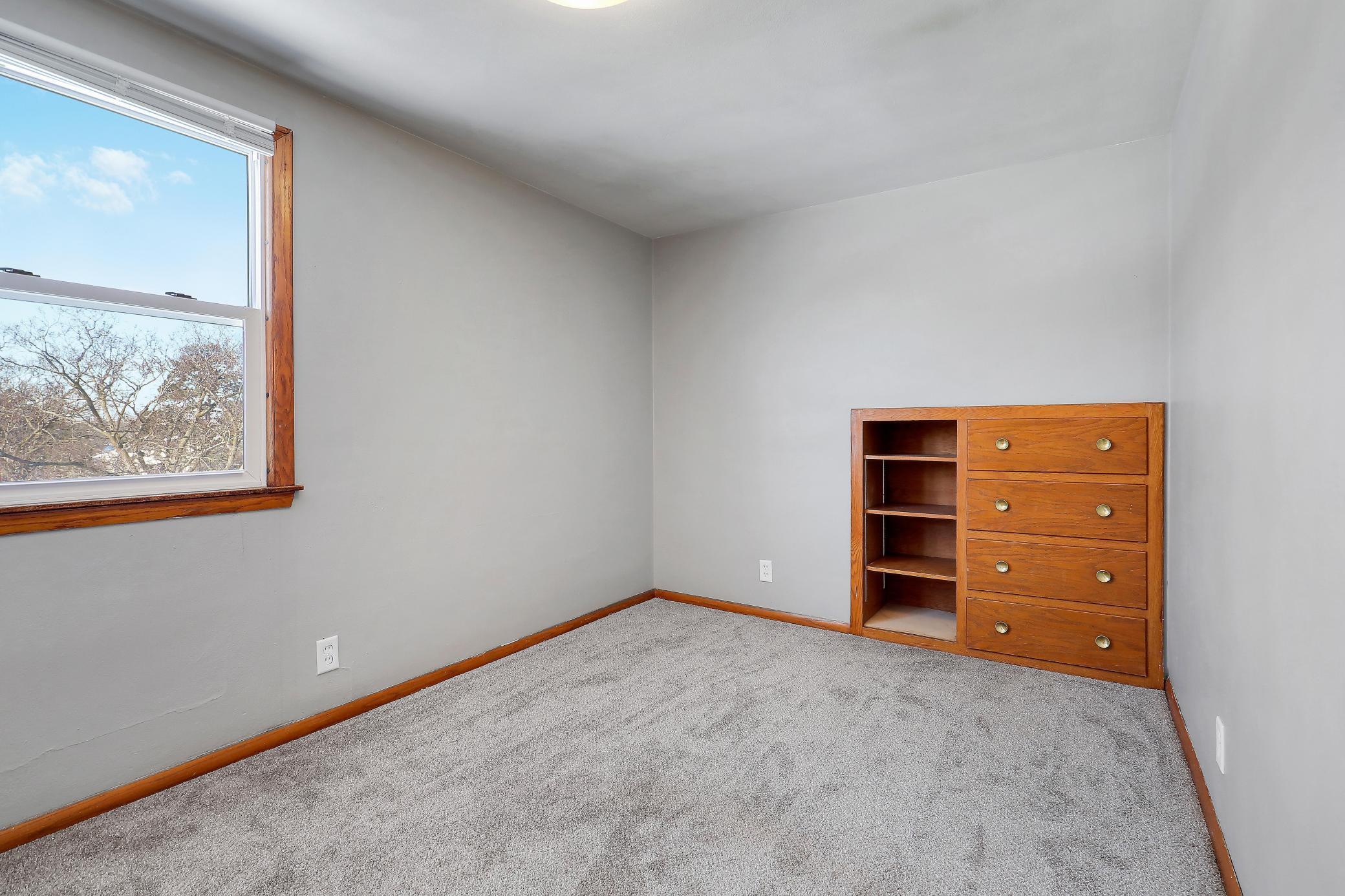 View of Residential at 1302 Reaney Avenue, Saint Paul MN 55106, Saint Paul (24 of 41) - Mike Wilen | Minnesota Team Real Estate