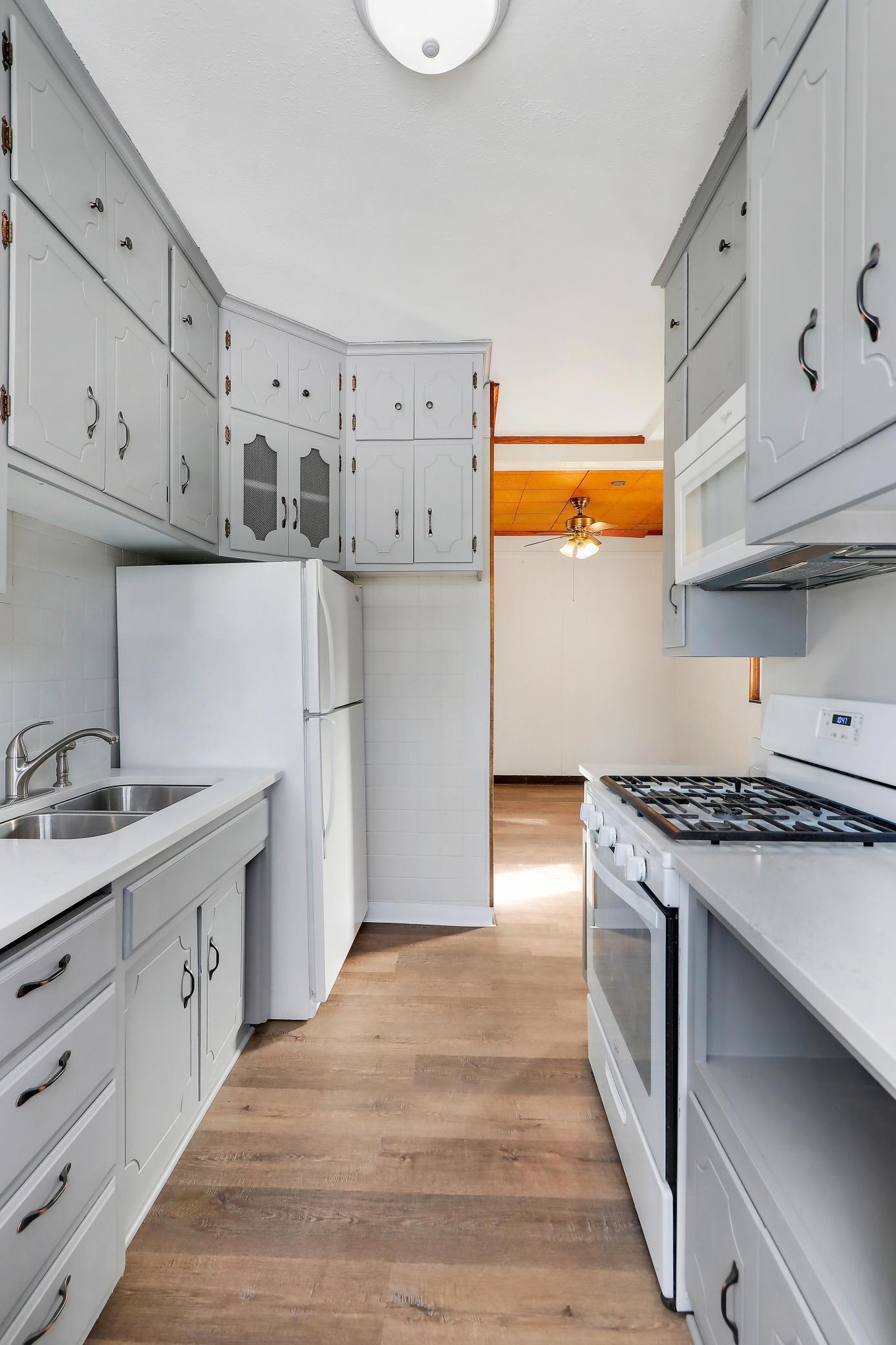 View of Residential at 1302 Reaney Avenue, Saint Paul MN 55106, Saint Paul (18 of 41) - Mike Wilen | Minnesota Team Real Estate