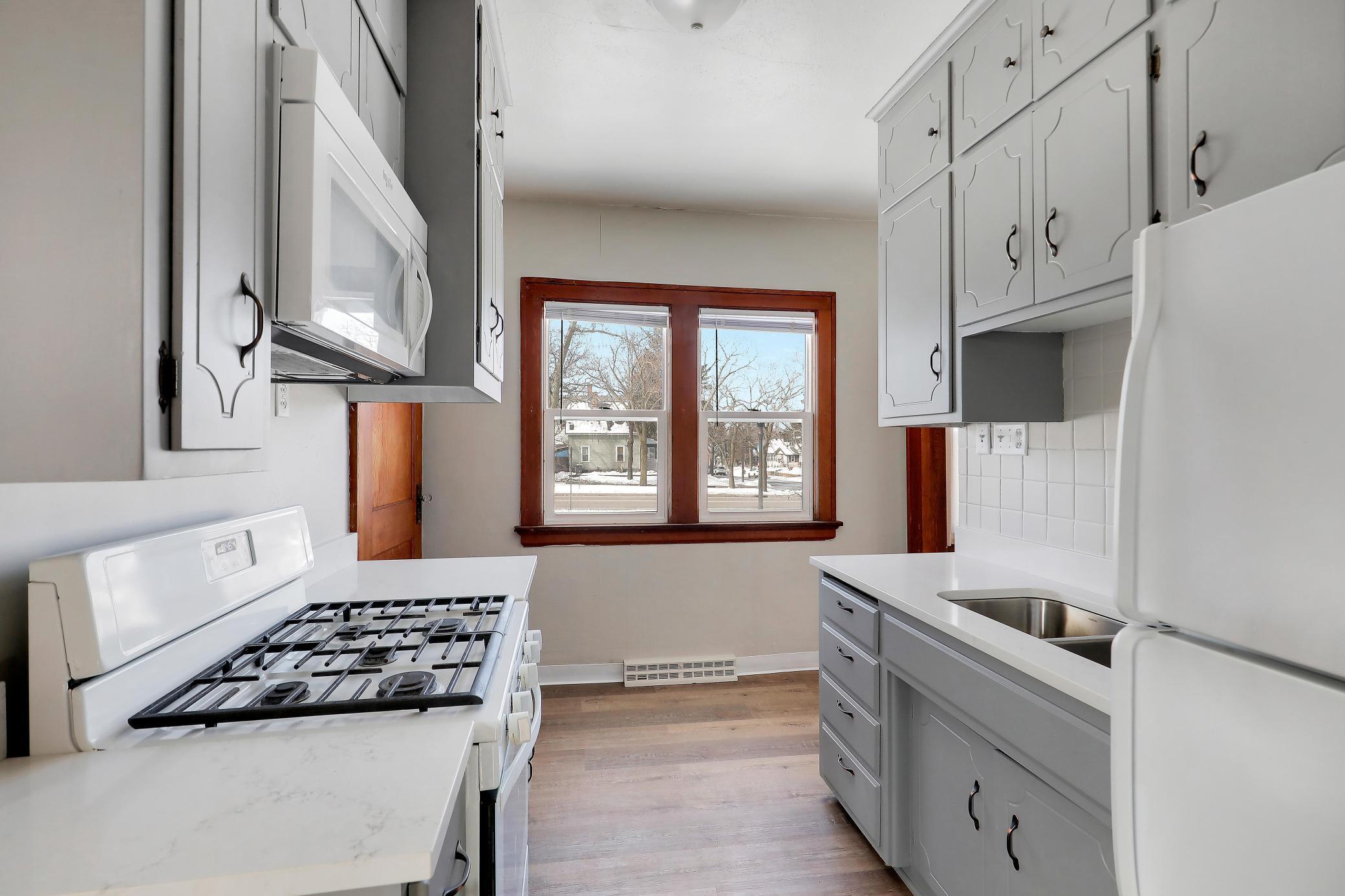 View of Residential at 1302 Reaney Avenue, Saint Paul MN 55106, Saint Paul (16 of 41) - Mike Wilen | Minnesota Team Real Estate