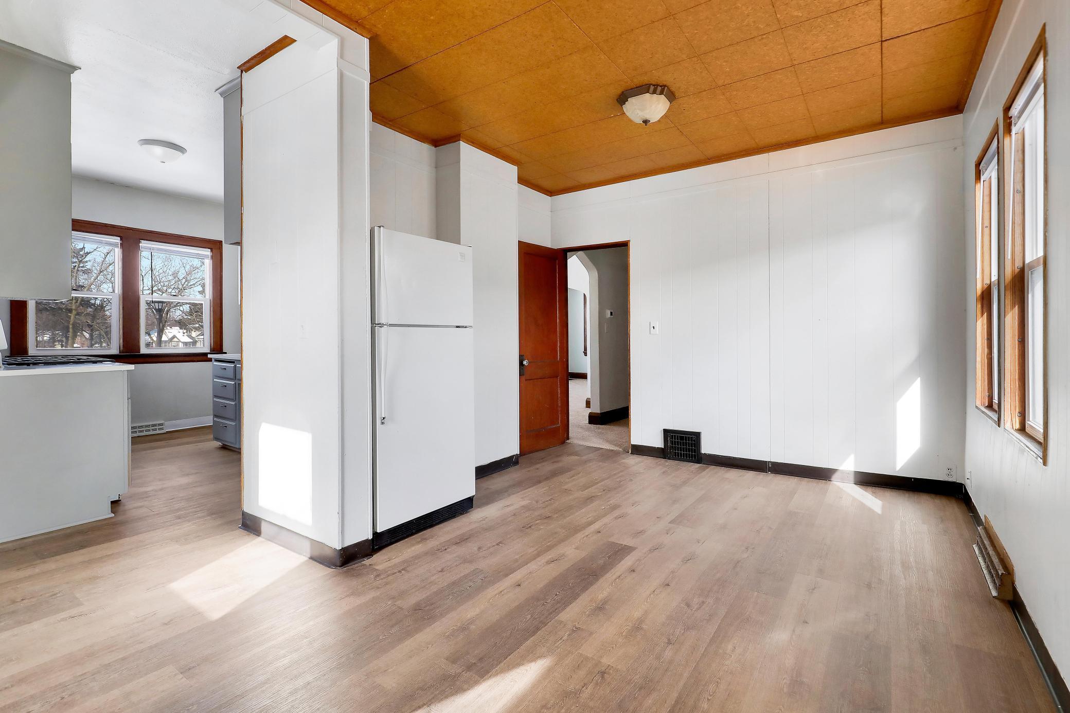 View of Residential at 1302 Reaney Avenue, Saint Paul MN 55106, Saint Paul (14 of 41) - Mike Wilen | Minnesota Team Real Estate