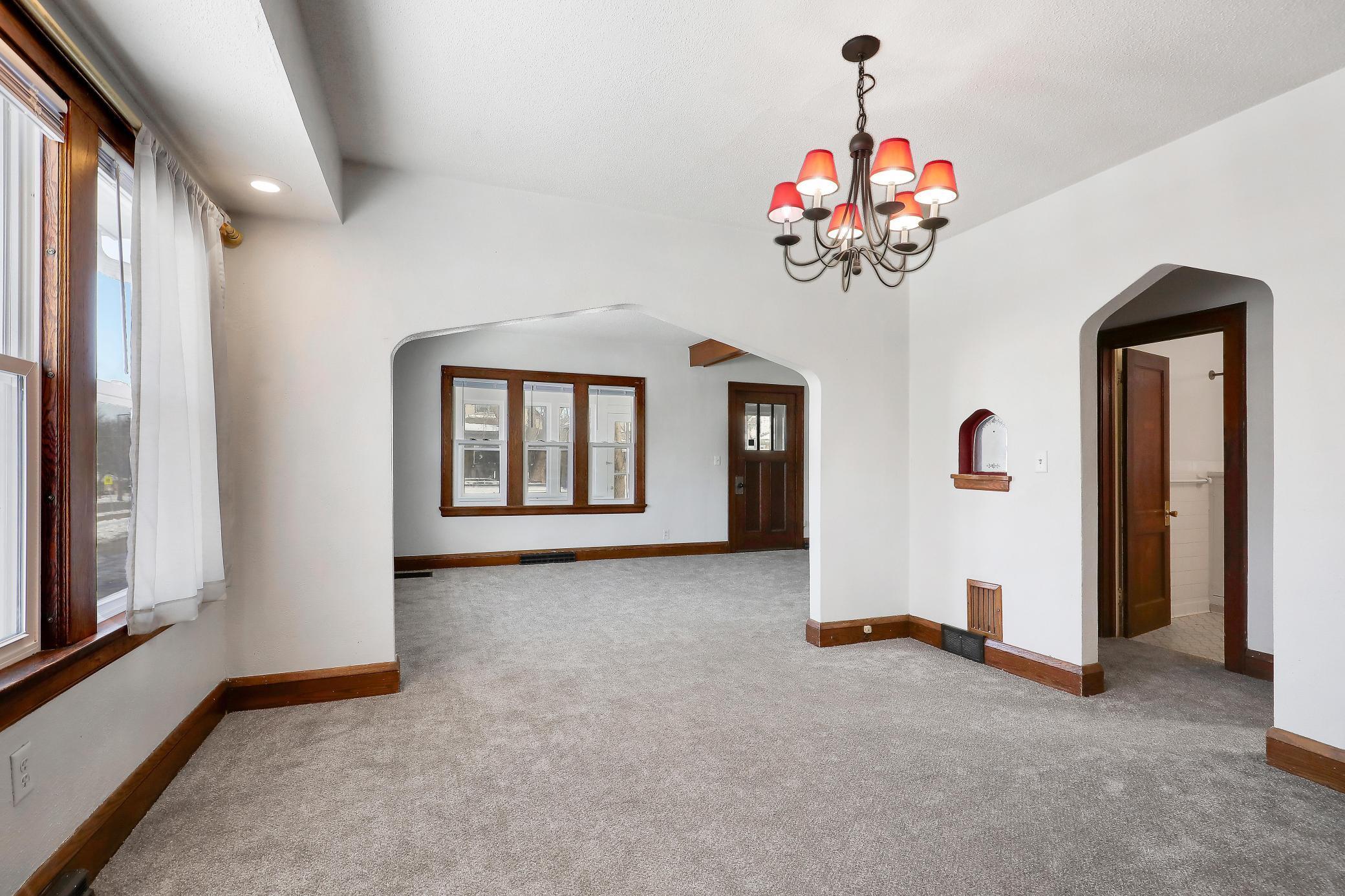 View of Residential at 1302 Reaney Avenue, Saint Paul MN 55106, Saint Paul (11 of 41) - Mike Wilen | Minnesota Team Real Estate