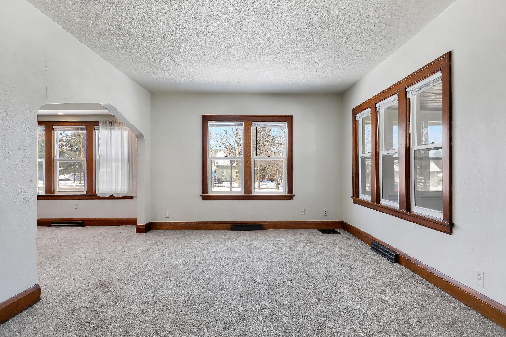 View of Residential at 1302 Reaney Avenue, Saint Paul MN 55106, Saint Paul (7 of 41) - Mike Wilen | Minnesota Team Real Estate
