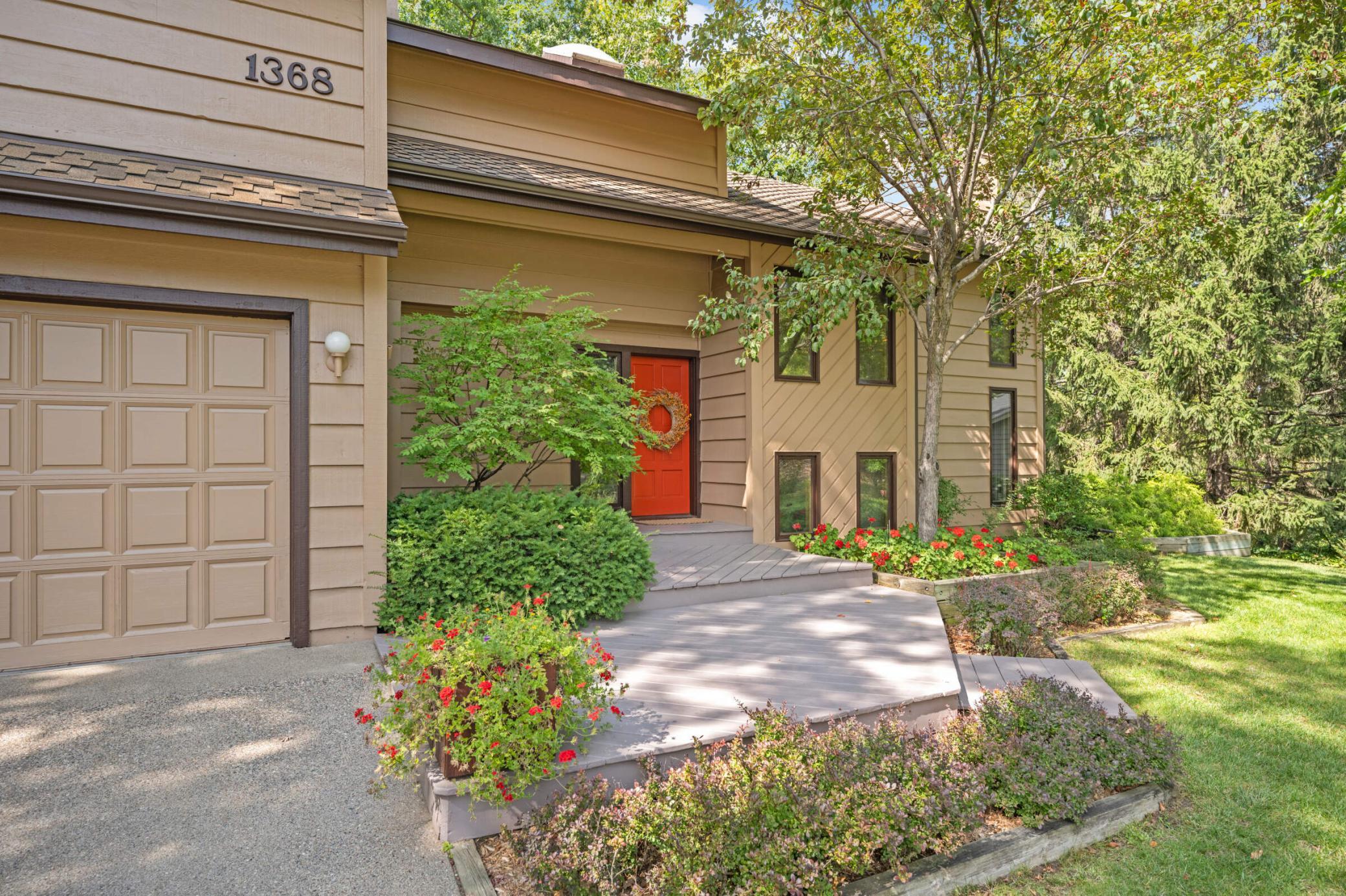 View of Residential at 1368 32nd Avenue, New Brighton MN 55112, New Brighton (27 of 31) - Mike Wilen | Minnesota Team Real Estate