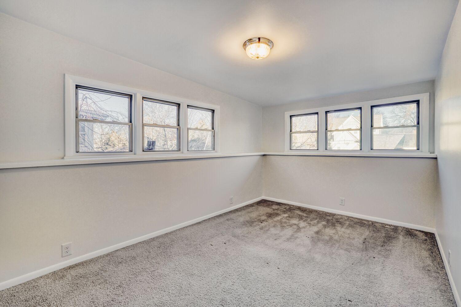 View of Residential Income at 3917 Garfield Avenue, Minneapolis MN 55409, Minneapolis (14 of 30) - Mike Wilen | Minnesota Team Real Estate