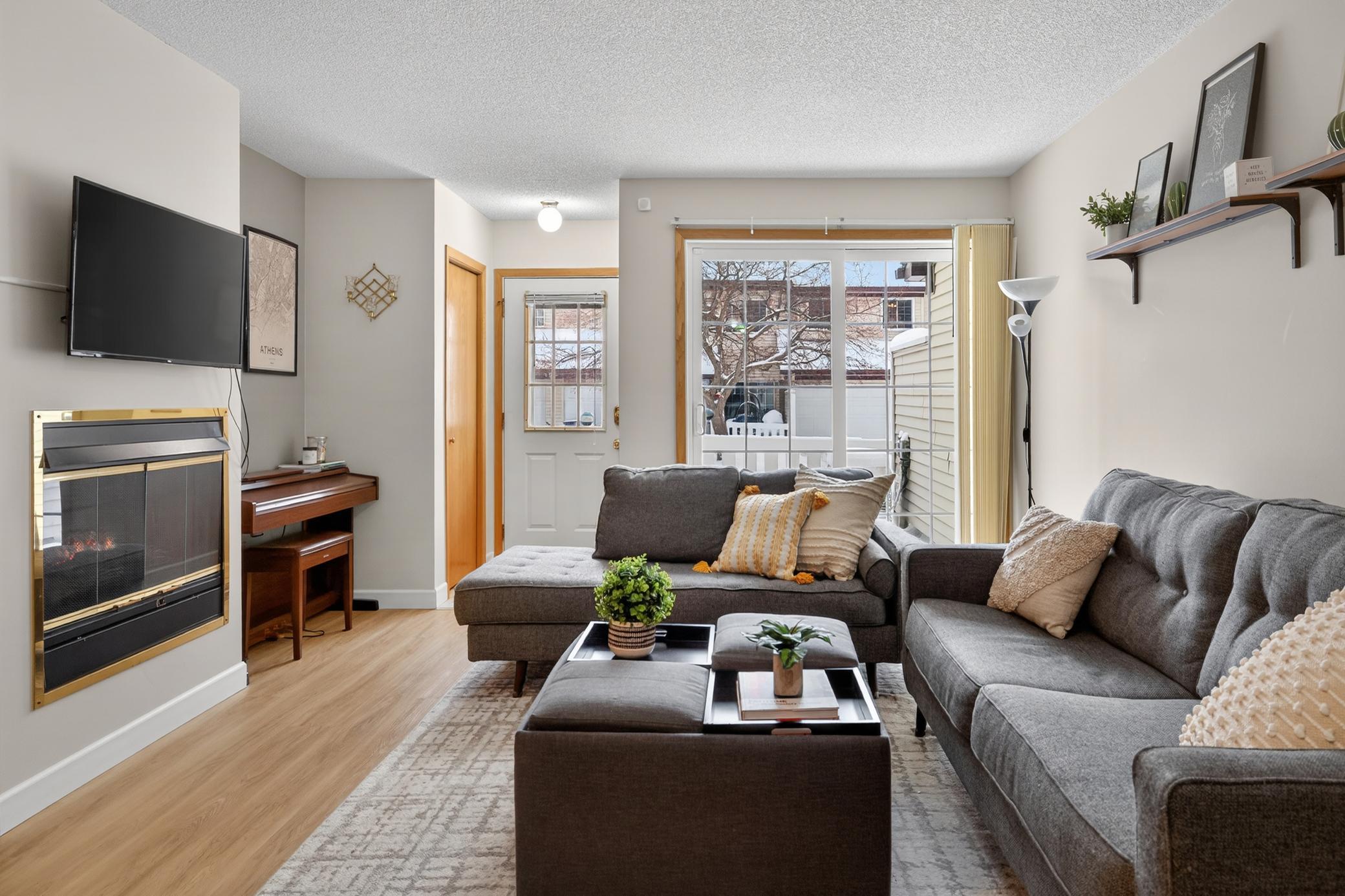 View of Residential at 4065 Wilshire Circle #8, Shoreview MN 55126, Shoreview - Mike Wilen | Minnesota Team Real Estate