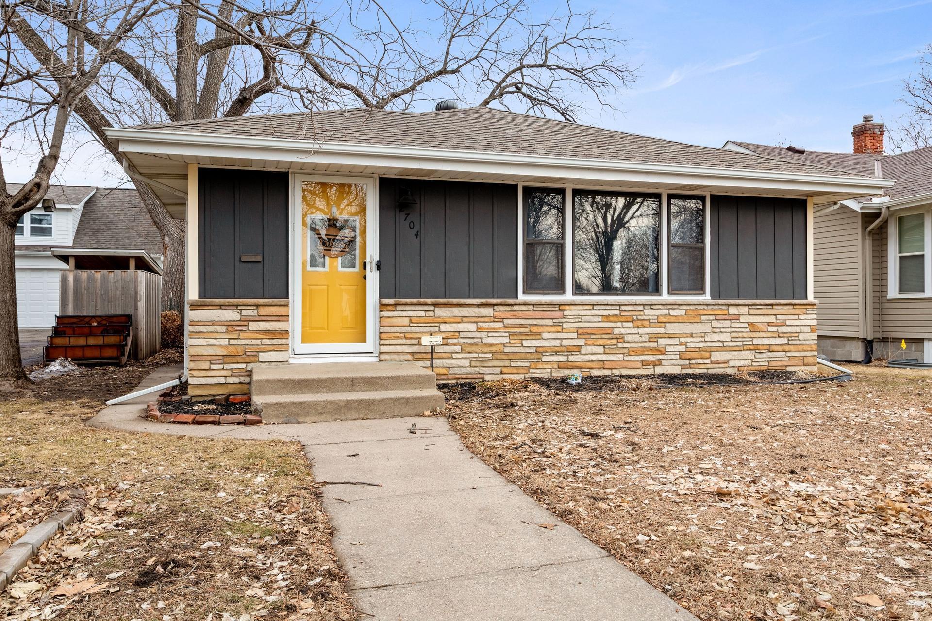 View of Residential at 2704 60th Street, Minneapolis MN 55410, Minneapolis - Mike Wilen | Minnesota Team Real Estate