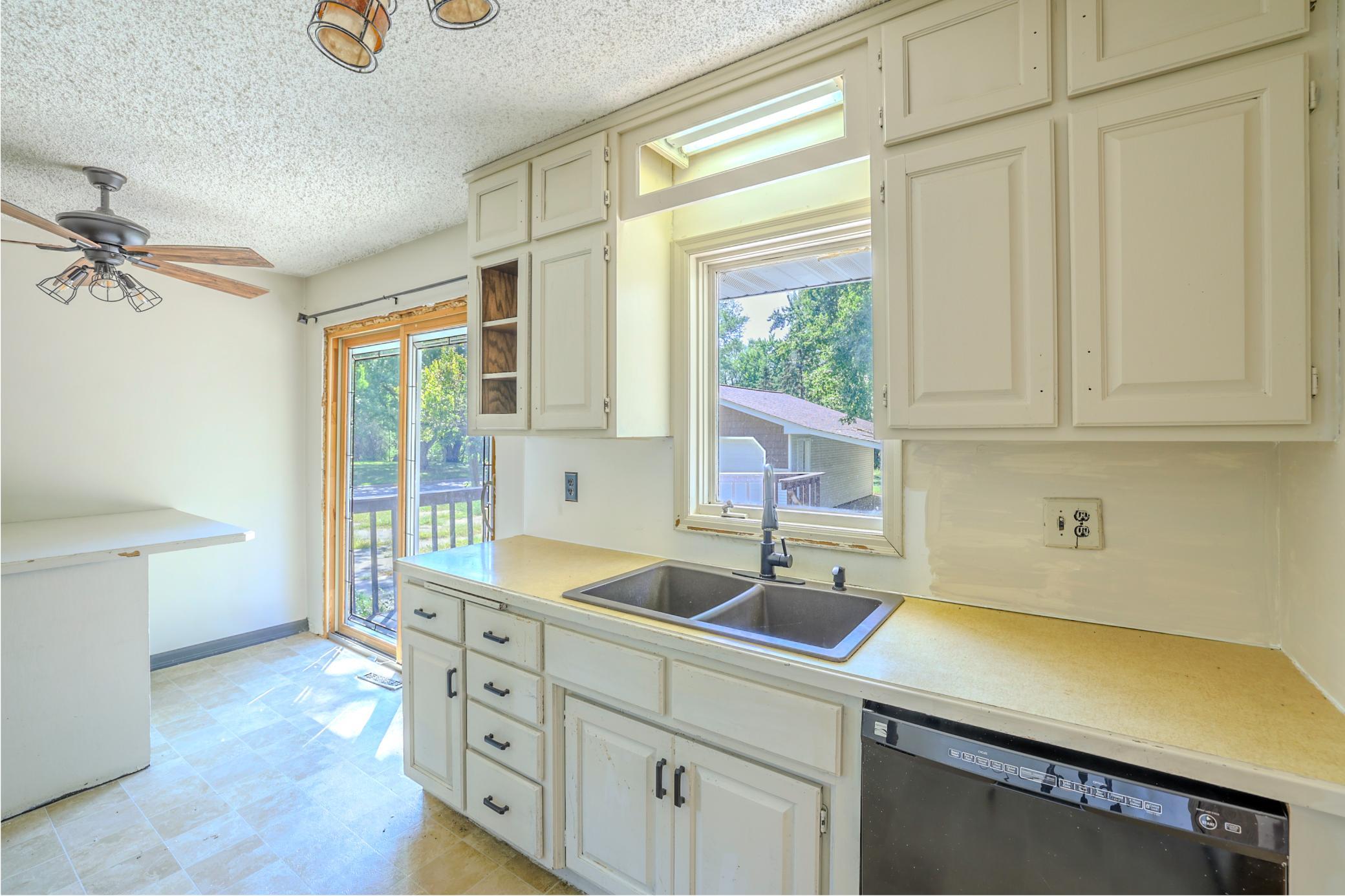 View of Residential at 836 112th Avenue, Coon Rapids MN 55448, Coon Rapids (9 of 35) - Mike Wilen | Minnesota Team Real Estate