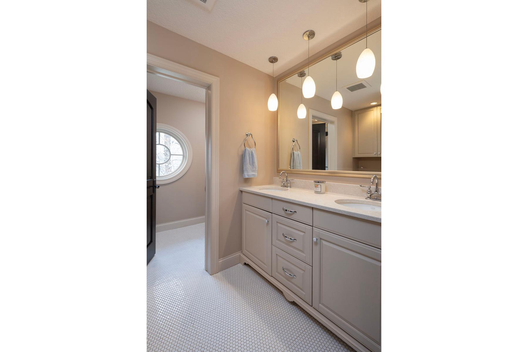 View of Residential at 4913 Sunnyslope Road, Edina MN 55424, Edina (27 of 50) - Mike Wilen | Minnesota Team Real Estate