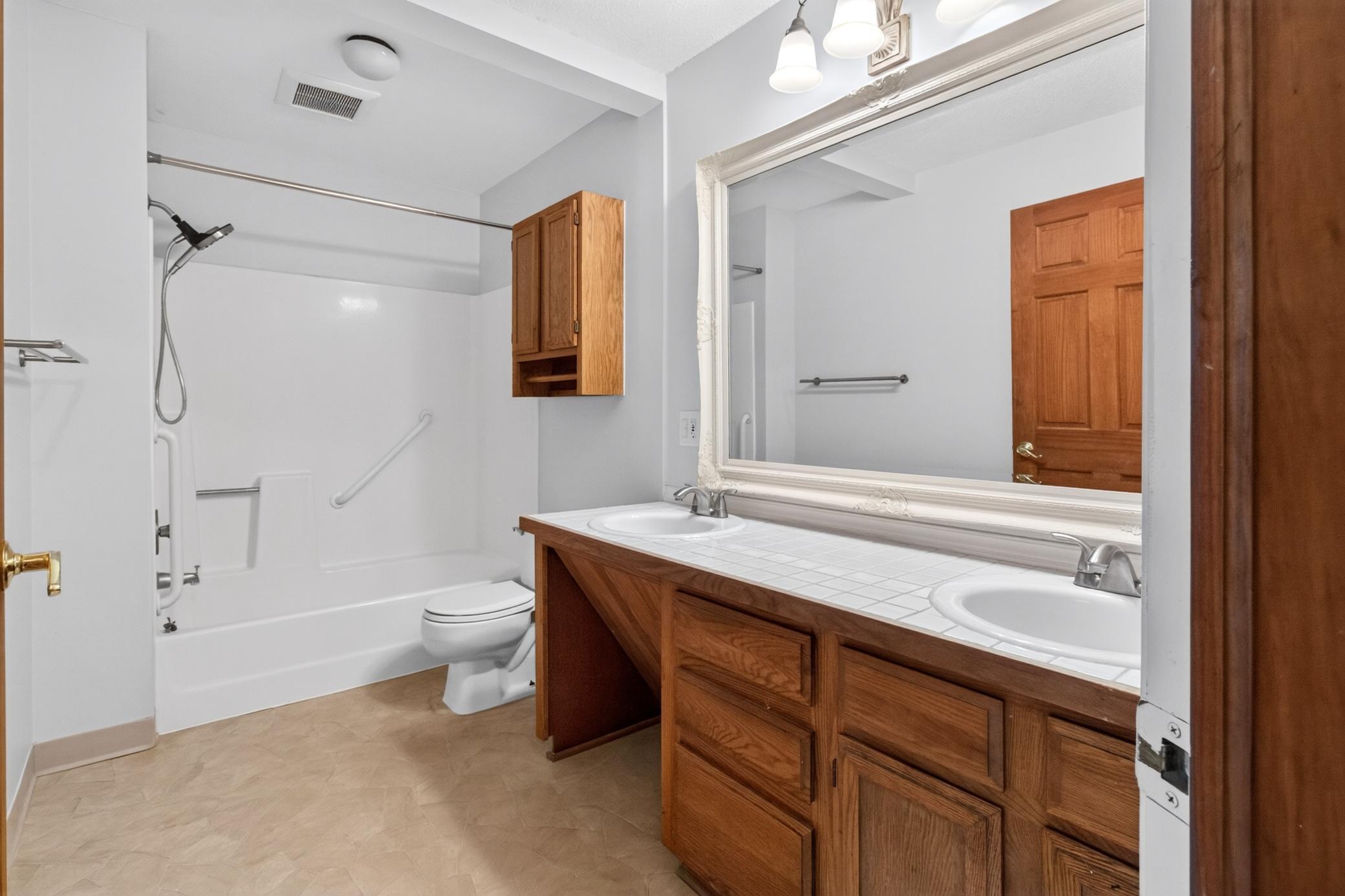 View of Residential at 4300 Trenton Lane #307, Plymouth MN 55442, Plymouth (22 of 32) - Mike Wilen | Minnesota Team Real Estate