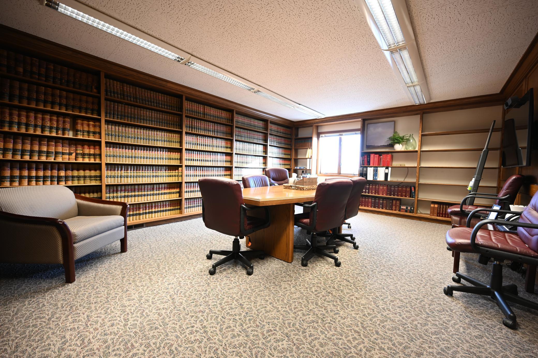 View of Commercial Sale at 206 Scott Street, Shakopee MN 55379, Shakopee (13 of 33) - Mike Wilen | Minnesota Team Real Estate
