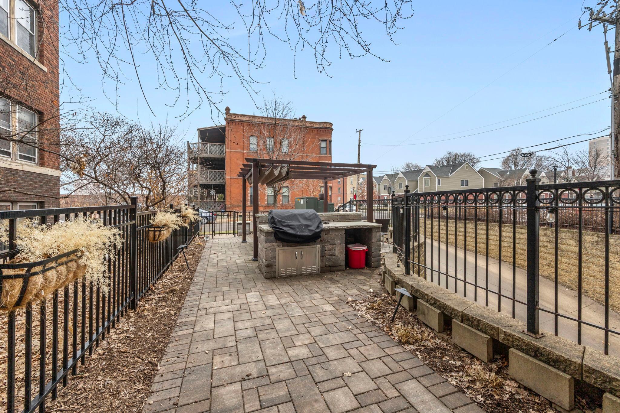 View of Residential at 310 18th Street #201, Minneapolis MN 55404, Minneapolis (25 of 28) - Mike Wilen | Minnesota Team Real Estate