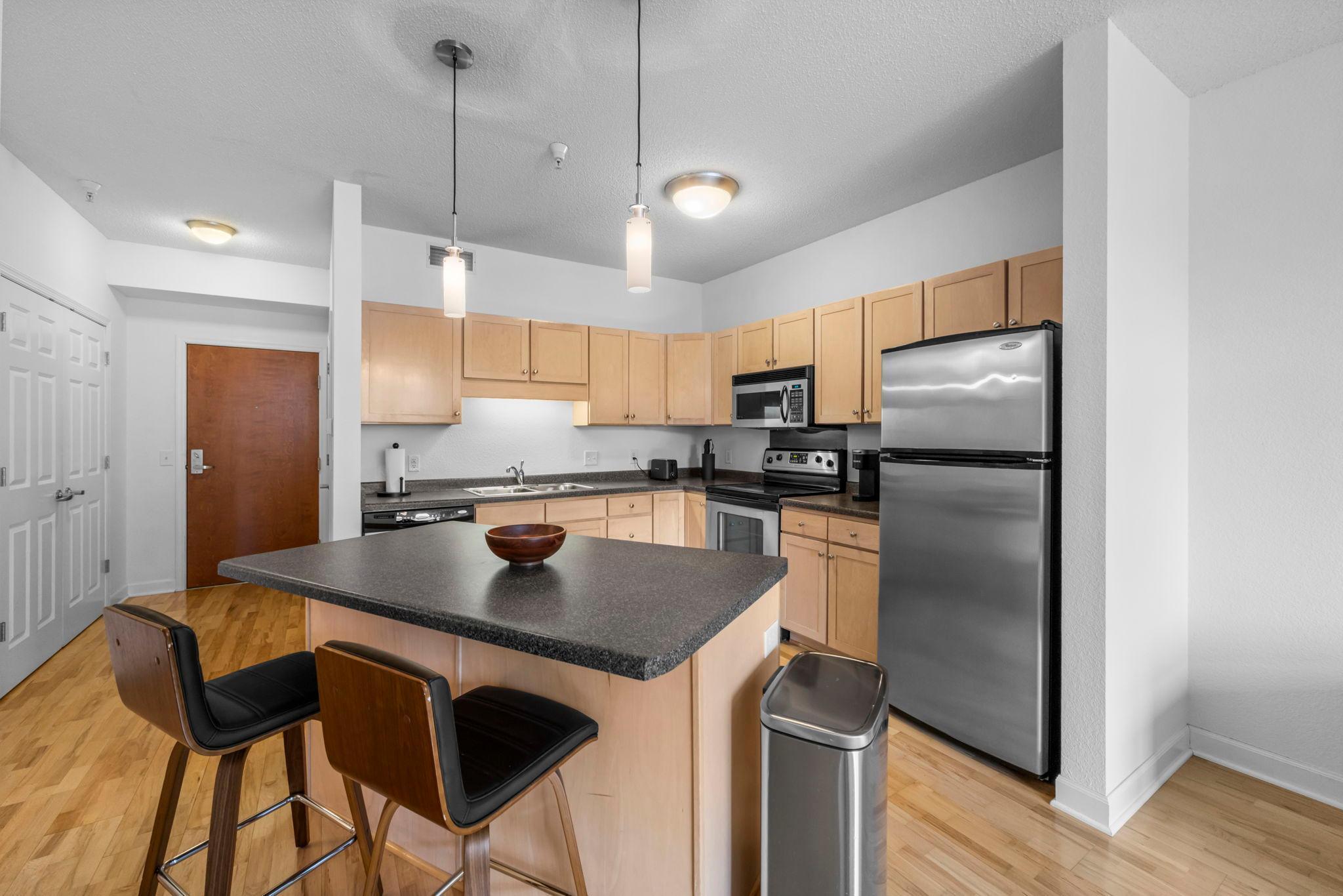 View of Residential at 310 18th Street #201, Minneapolis MN 55404, Minneapolis (10 of 28) - Mike Wilen | Minnesota Team Real Estate