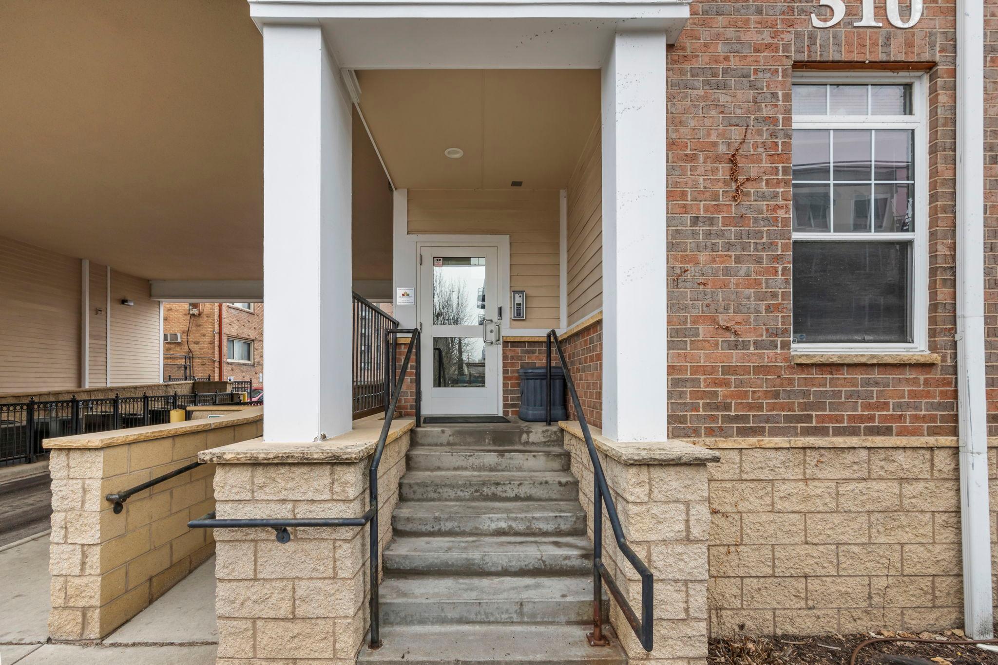 View of Residential at 310 18th Street #201, Minneapolis MN 55404, Minneapolis (8 of 28) - Mike Wilen | Minnesota Team Real Estate