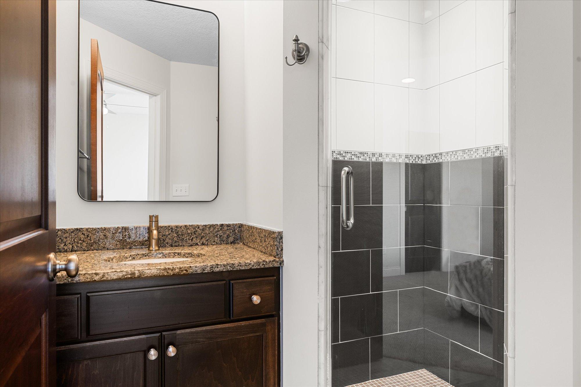 View of Residential at 4323 Cedar Lake Road, Saint Louis Park MN 55416, Saint Louis Park (34 of 84) - Mike Wilen | Minnesota Team Real Estate