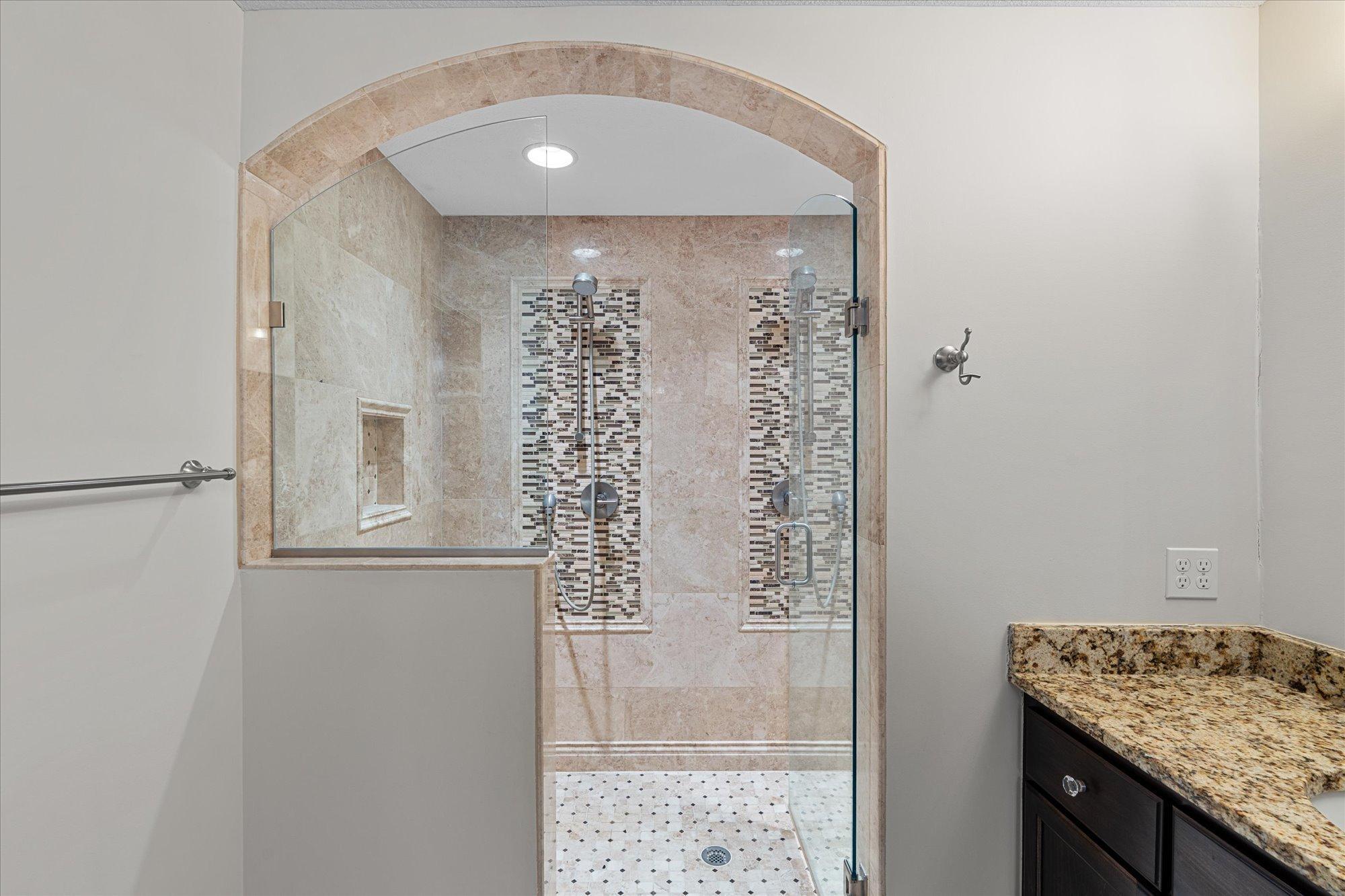 View of Residential at 4323 Cedar Lake Road, Saint Louis Park MN 55416, Saint Louis Park (51 of 84) - Mike Wilen | Minnesota Team Real Estate