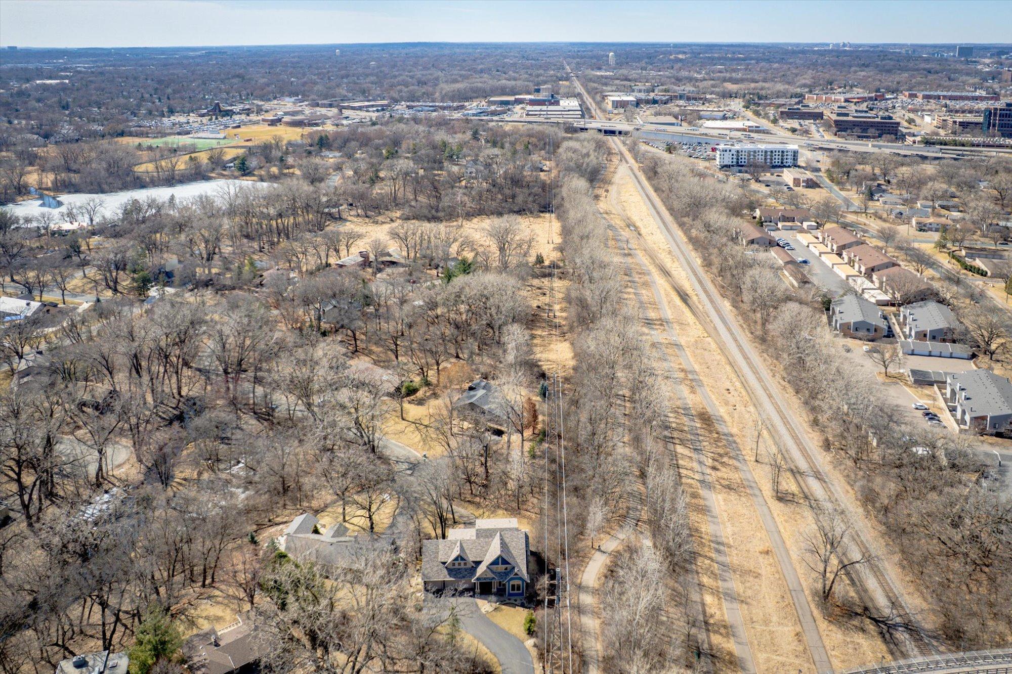 View of Residential at 4323 Cedar Lake Road, Saint Louis Park MN 55416, Saint Louis Park (79 of 84) - Mike Wilen | Minnesota Team Real Estate