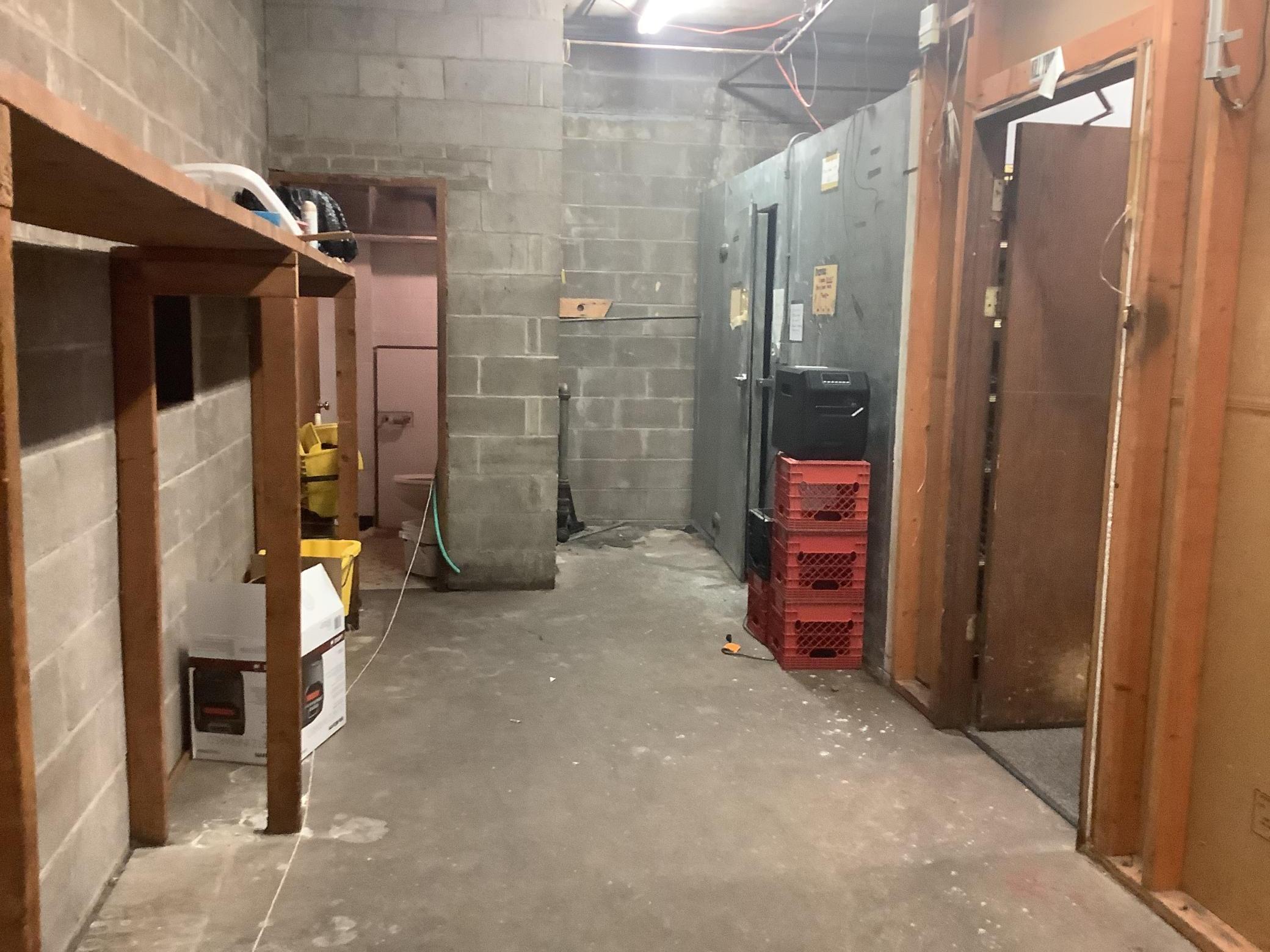 View of Commercial Sale at 2500 27th Avenue, Minneapolis MN 55406, Minneapolis (9 of 19) - Mike Wilen | Minnesota Team Real Estate