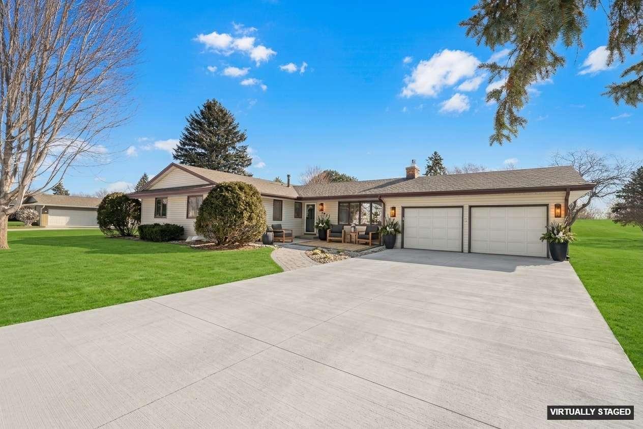 View of Residential at 9717 Toledo Road, Bloomington MN 55437, Bloomington - Mike Wilen | Minnesota Team Real Estate