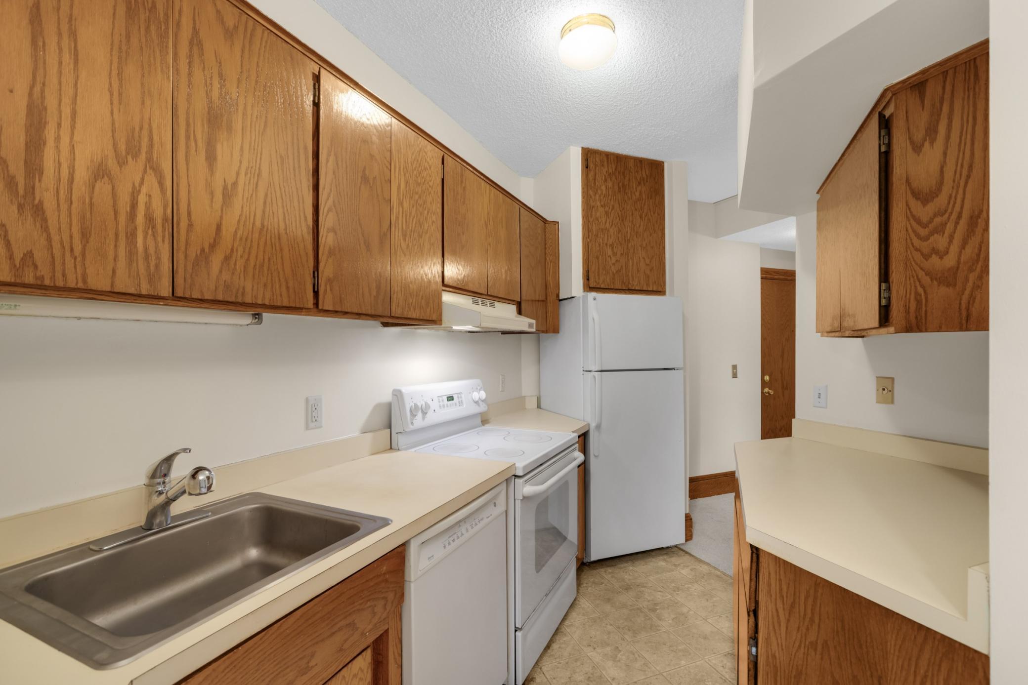 View of Residential at 385 Laurel Avenue #10, Saint Paul MN 55102, Saint Paul (4 of 27) - Mike Wilen | Minnesota Team Real Estate