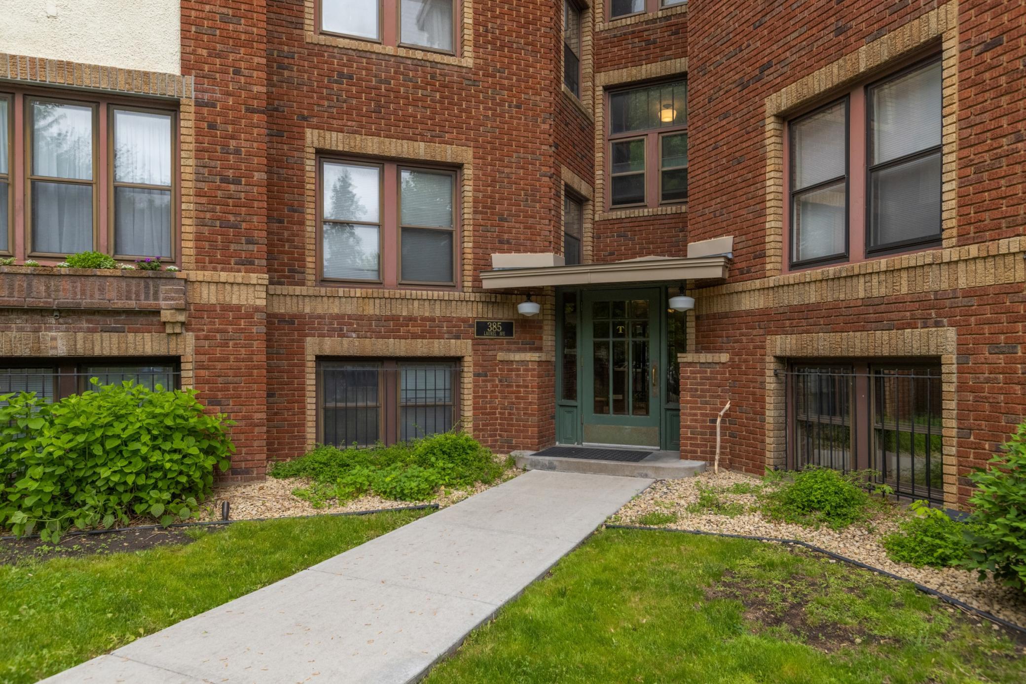 View of Residential at 385 Laurel Avenue #10, Saint Paul MN 55102, Saint Paul (2 of 27) - Mike Wilen | Minnesota Team Real Estate