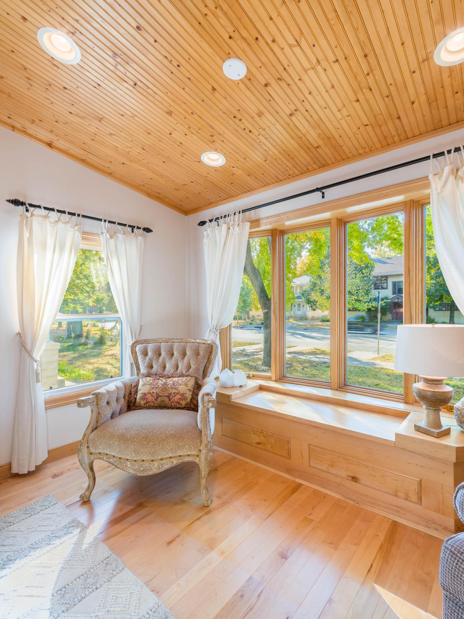 View of Residential at 3801 Lyndale Avenue, Minneapolis MN 55409, Minneapolis (5 of 39) - Mike Wilen | Minnesota Team Real Estate