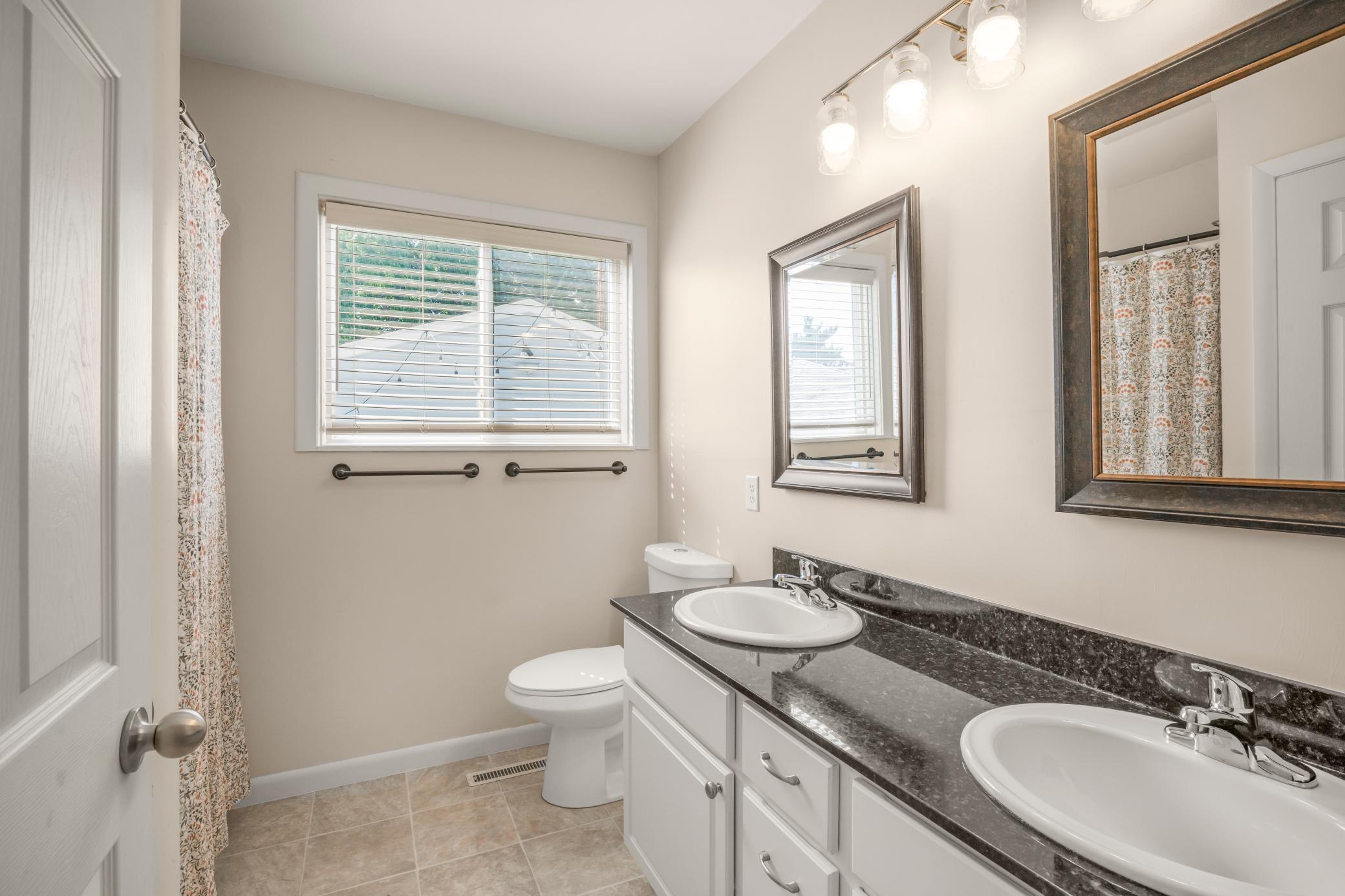 View of Residential at 282 Annapolis Street, West Saint Paul MN 55118, West Saint Paul (16 of 29) - Mike Wilen | Minnesota Team Real Estate