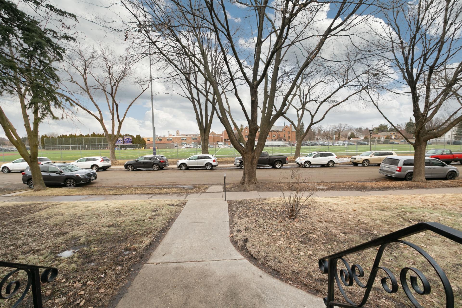 View of Residential at 1368 Hartford Avenue, Saint Paul MN 55116, Saint Paul (5 of 29) - Mike Wilen | Minnesota Team Real Estate