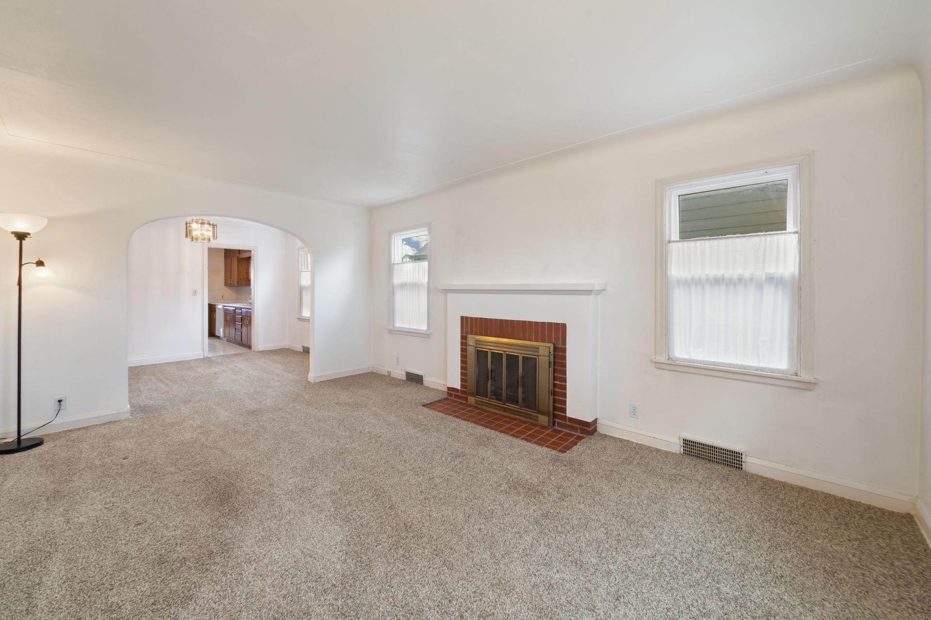 View of Residential at 1368 Hartford Avenue, Saint Paul MN 55116, Saint Paul (6 of 29) - Mike Wilen | Minnesota Team Real Estate