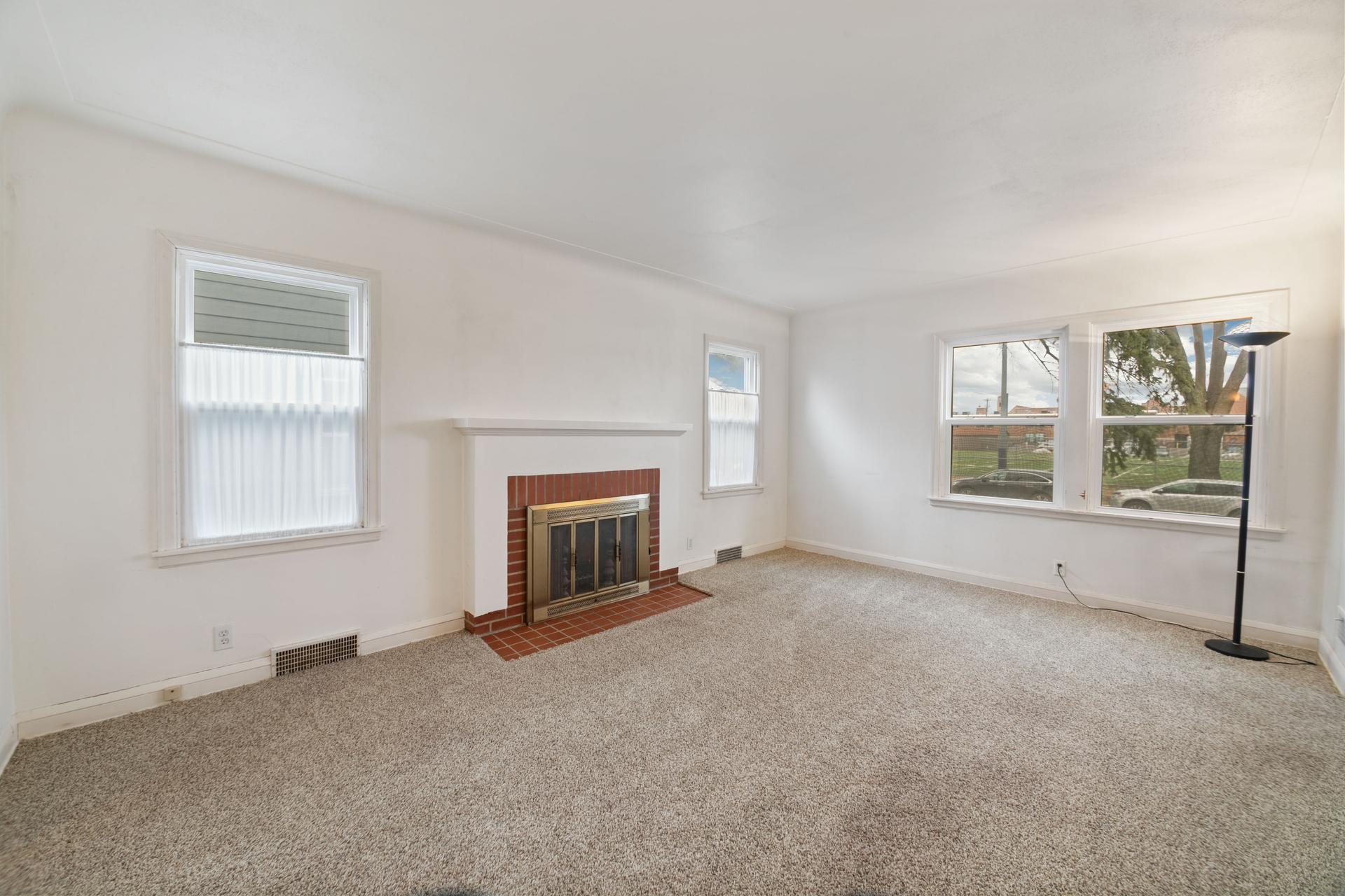 View of Residential at 1368 Hartford Avenue, Saint Paul MN 55116, Saint Paul (7 of 29) - Mike Wilen | Minnesota Team Real Estate