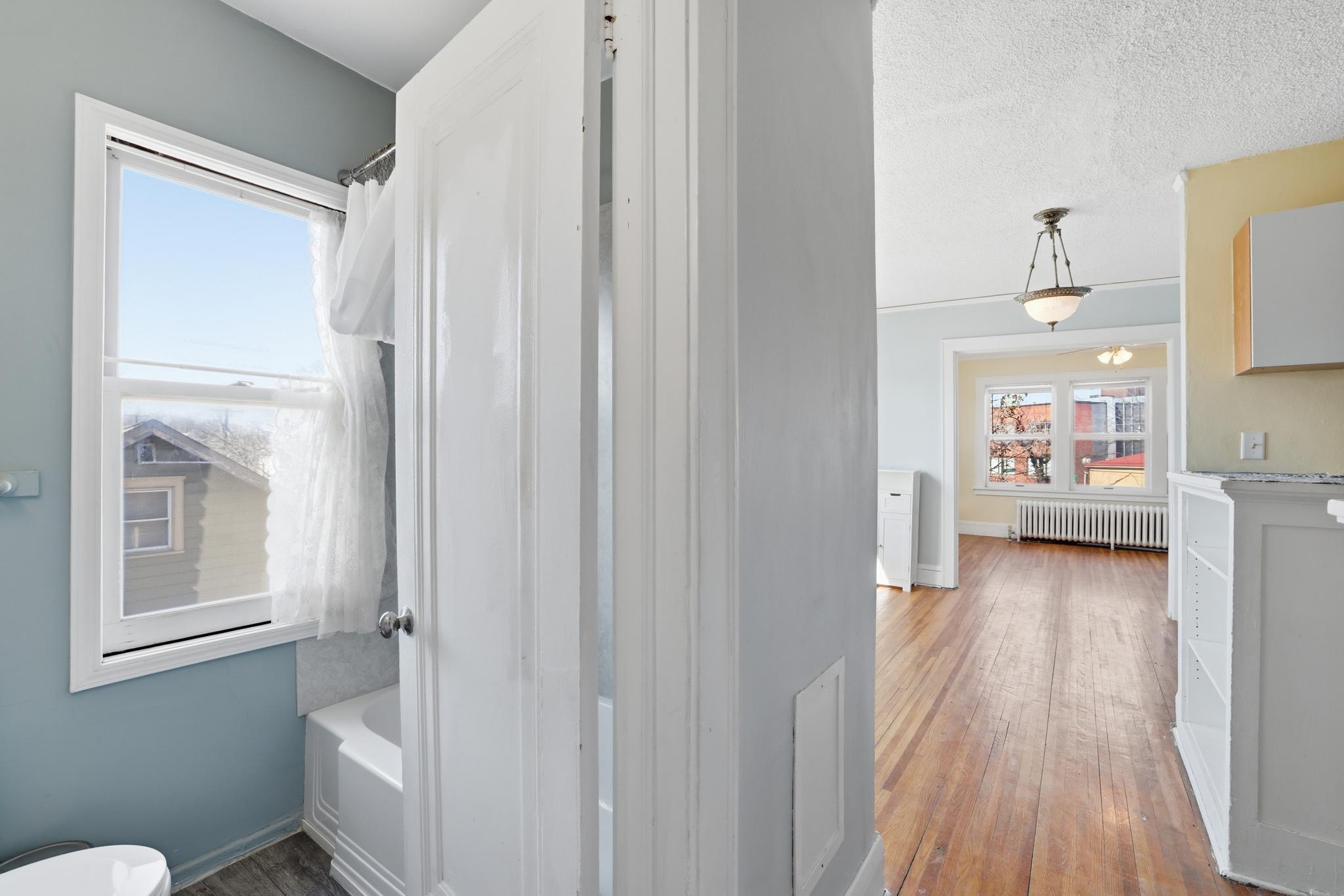 View of Residential at 286 Van Buren Avenue #6, Saint Paul MN 55103, Saint Paul (13 of 17) - Mike Wilen | Minnesota Team Real Estate