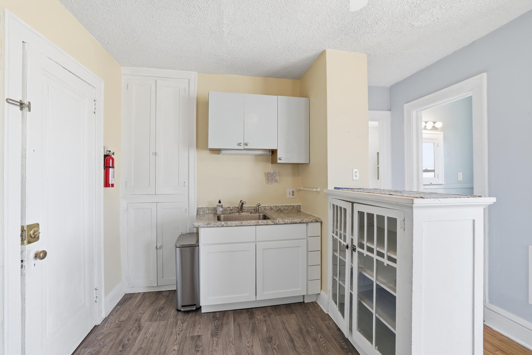 View of Residential at 286 Van Buren Avenue #6, Saint Paul MN 55103, Saint Paul (4 of 17) - Mike Wilen | Minnesota Team Real Estate
