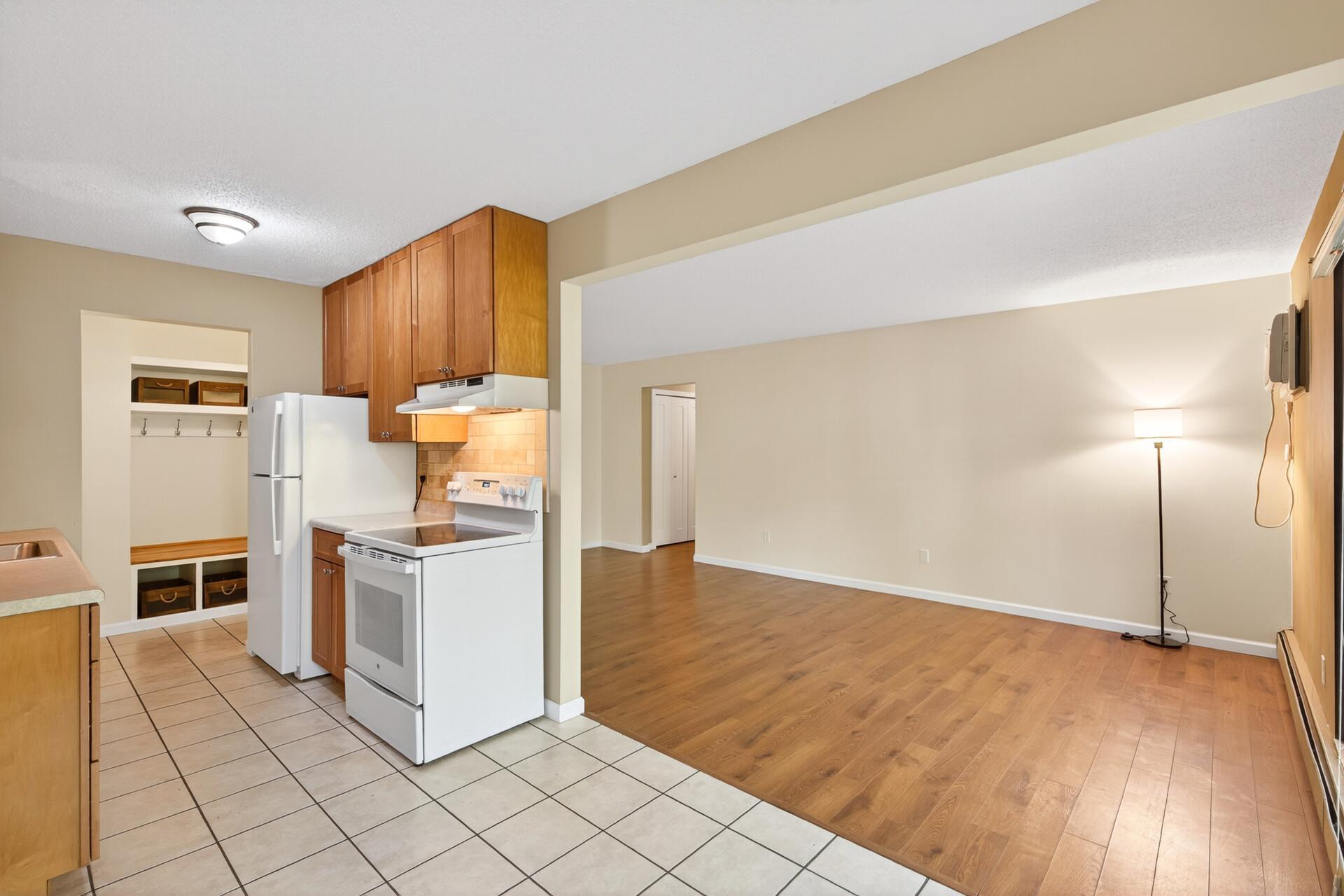 View of Residential at 4624 Cedar Lake Road #3, Saint Louis Park MN 55416, Saint Louis Park (10 of 26) - Mike Wilen | Minnesota Team Real Estate