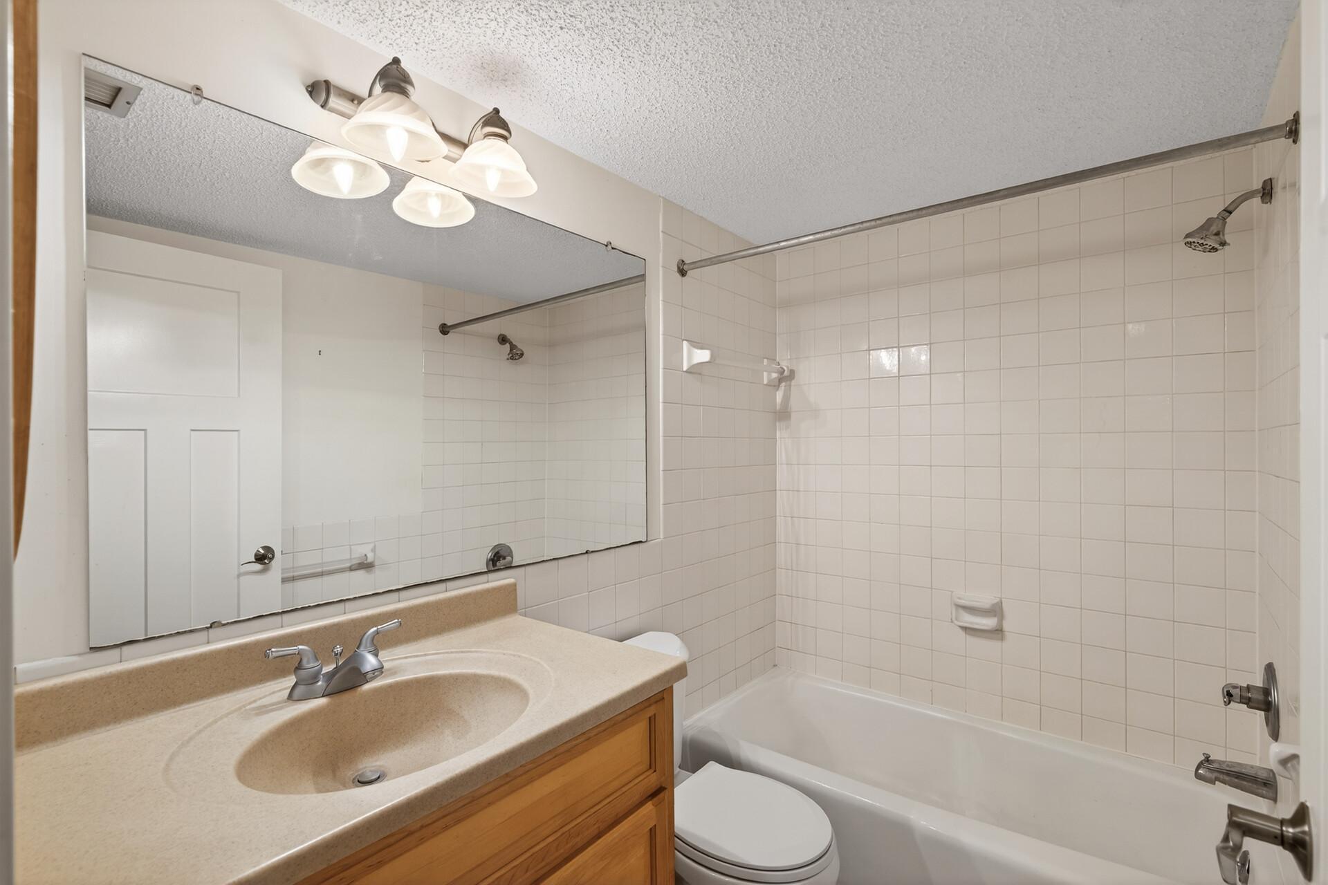 View of Residential at 4624 Cedar Lake Road #3, Saint Louis Park MN 55416, Saint Louis Park (16 of 26) - Mike Wilen | Minnesota Team Real Estate