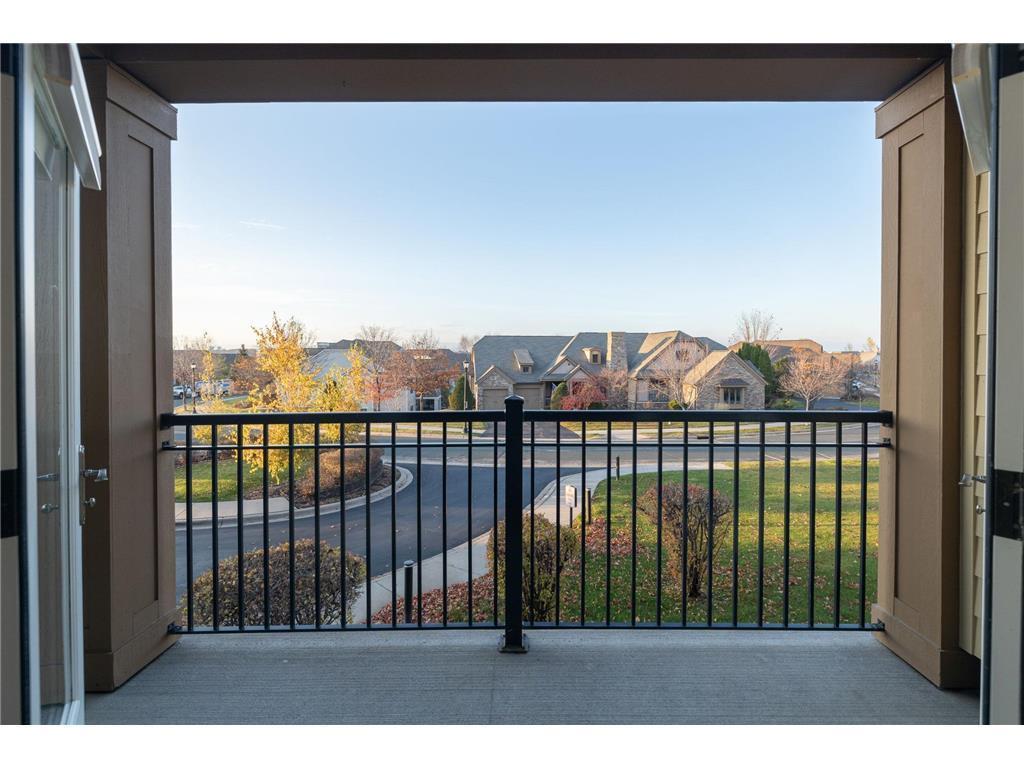 View of Residential at 1320 Riverside Lane #200, Mendota Heights MN 55118, Mendota Heights (8 of 22) - Mike Wilen | Minnesota Team Real Estate