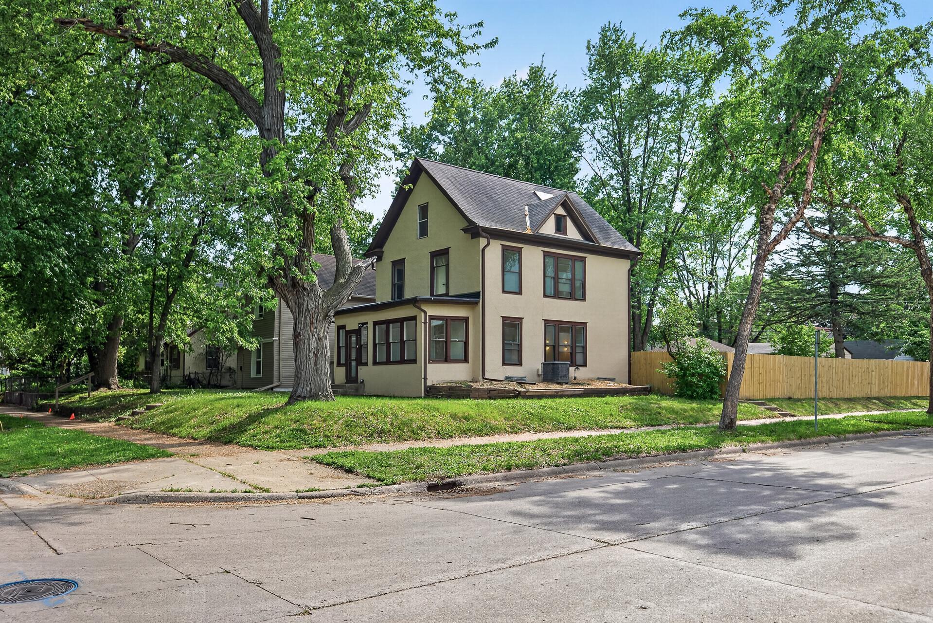 View of Residential at 2900 30th Avenue, Minneapolis MN 55406, Minneapolis (3 of 44) - Mike Wilen | Minnesota Team Real Estate