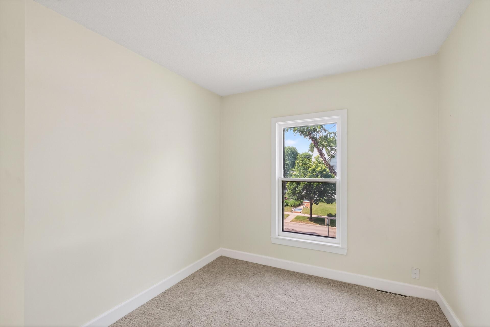 View of Residential at 2900 30th Avenue, Minneapolis MN 55406, Minneapolis (23 of 44) - Mike Wilen | Minnesota Team Real Estate