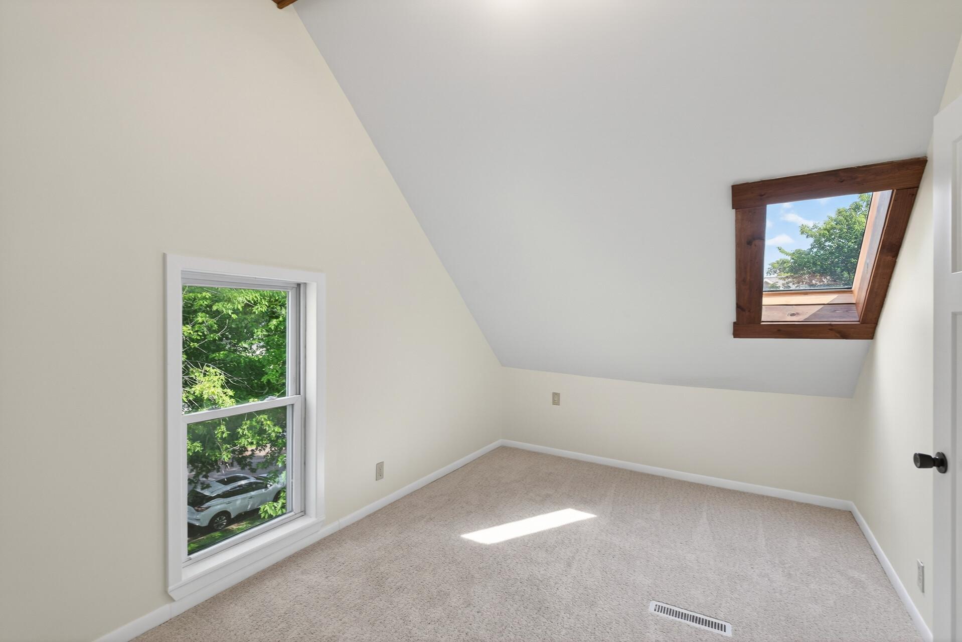 View of Residential at 2900 30th Avenue, Minneapolis MN 55406, Minneapolis (36 of 44) - Mike Wilen | Minnesota Team Real Estate