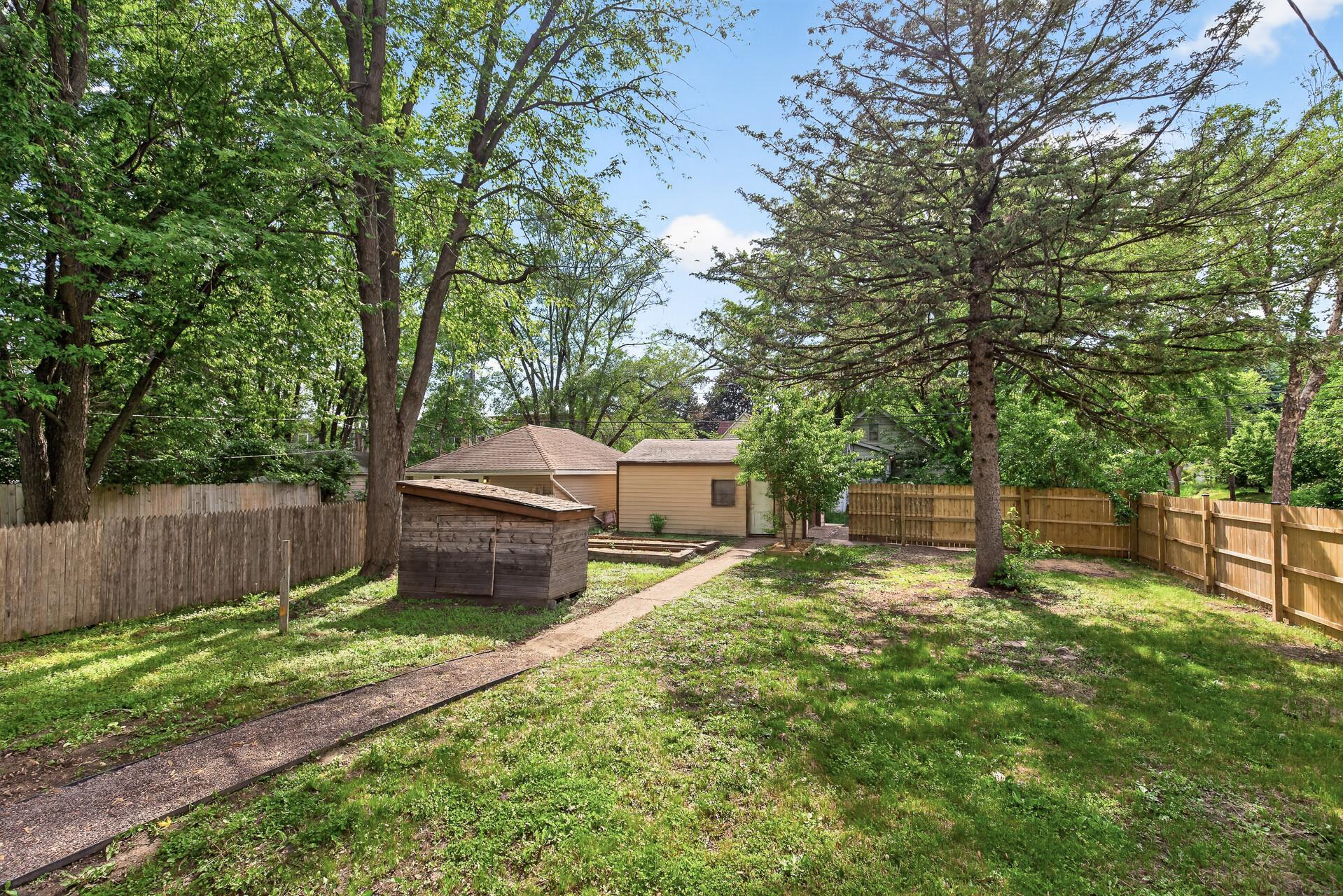 View of Residential at 2900 30th Avenue, Minneapolis MN 55406, Minneapolis (43 of 44) - Mike Wilen | Minnesota Team Real Estate