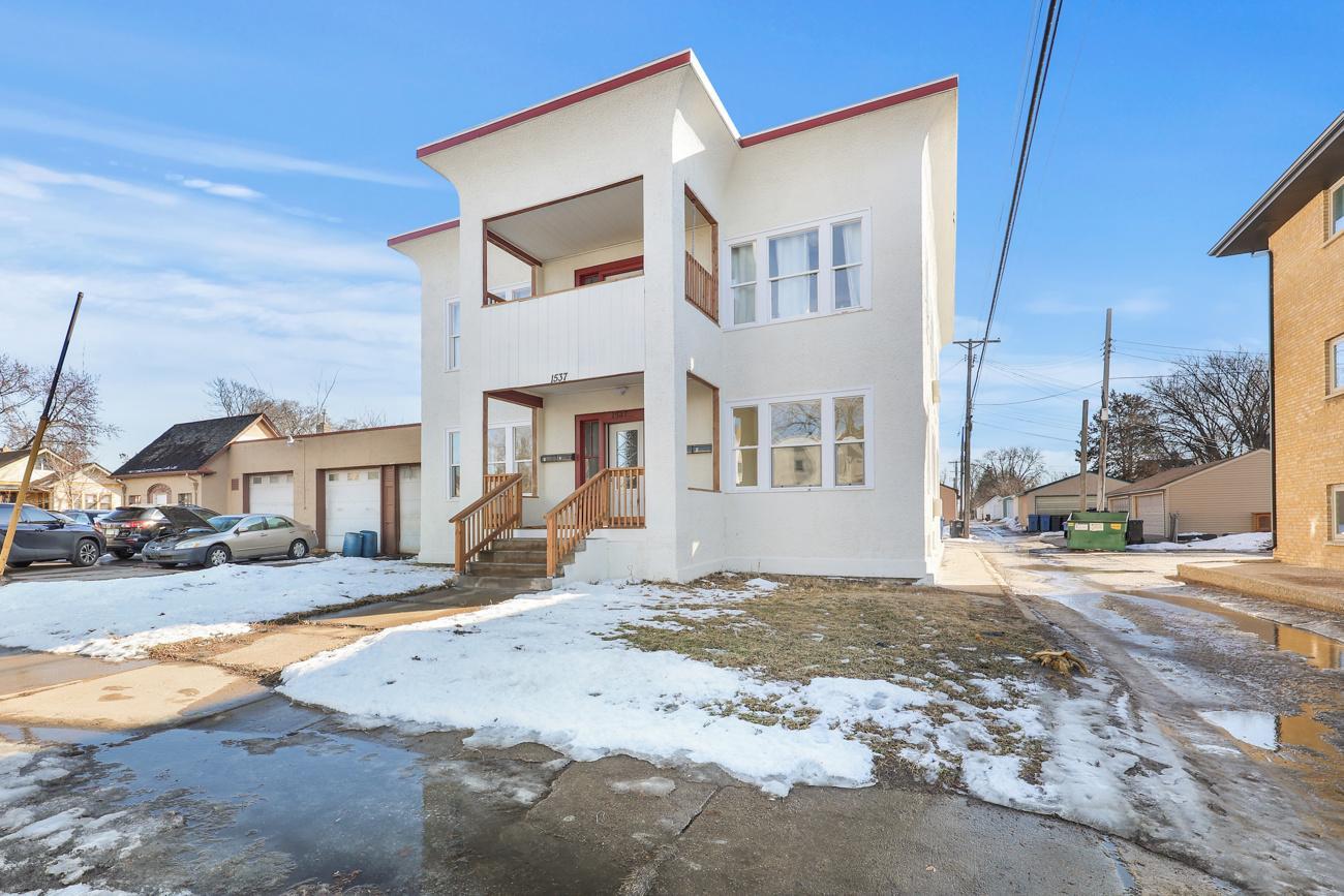 View of Residential Income at 1537 38th Street, Minneapolis MN 55407, Minneapolis (3 of 42) - Mike Wilen | Minnesota Team Real Estate