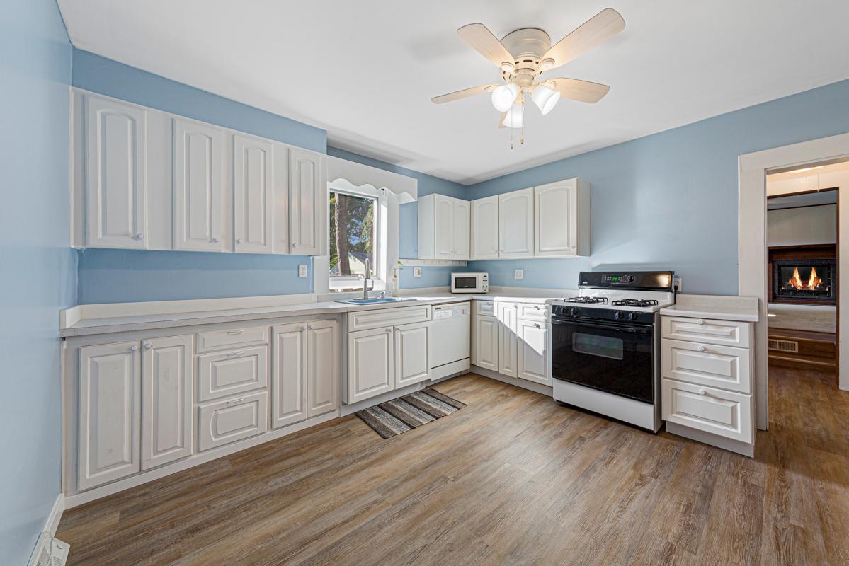 View of Residential at 219 Davis Street, Le Sueur MN 56058, Le Sueur (12 of 29) - Mike Wilen | Minnesota Team Real Estate