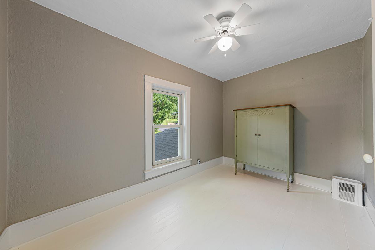 View of Residential at 219 Davis Street, Le Sueur MN 56058, Le Sueur (22 of 29) - Mike Wilen | Minnesota Team Real Estate