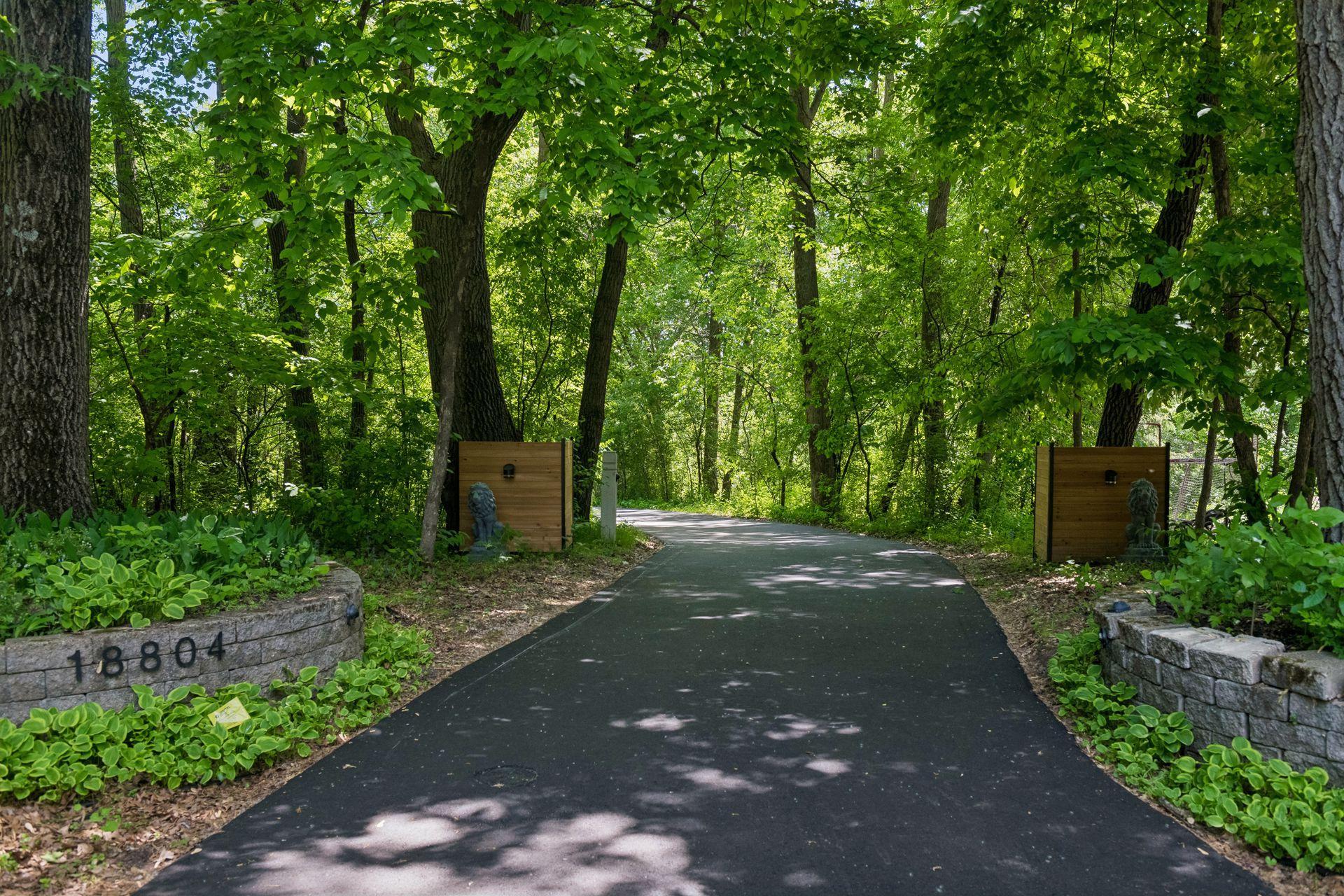 View of Residential at 18804 Kingswood Terrace, Minnetonka MN 55345, Minnetonka (5 of 60) - Mike Wilen | Minnesota Team Real Estate