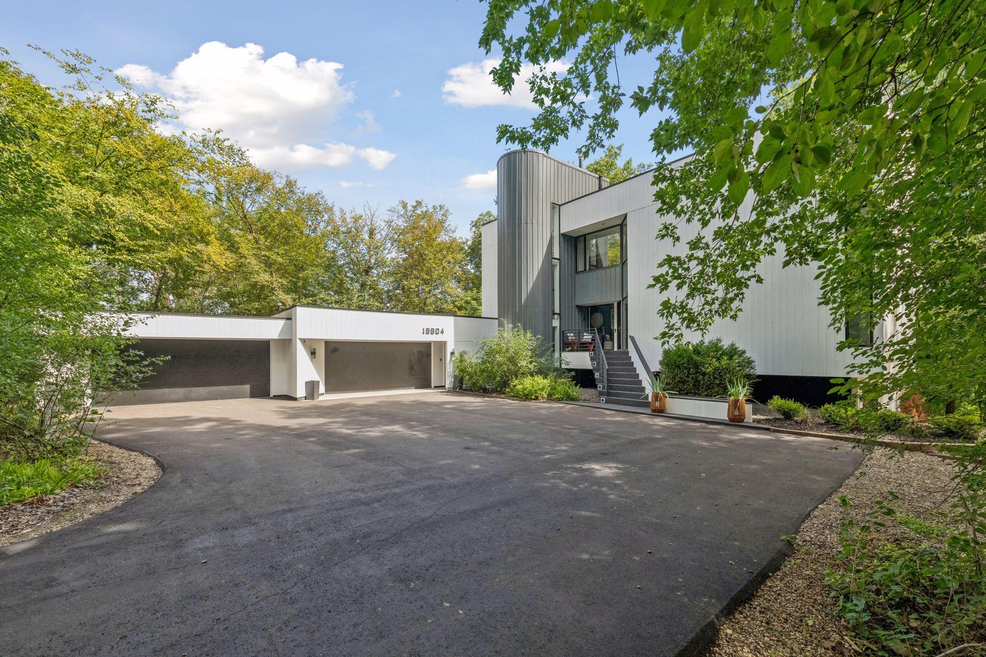 View of Residential at 18804 Kingswood Terrace, Minnetonka MN 55345, Minnetonka (7 of 60) - Mike Wilen | Minnesota Team Real Estate