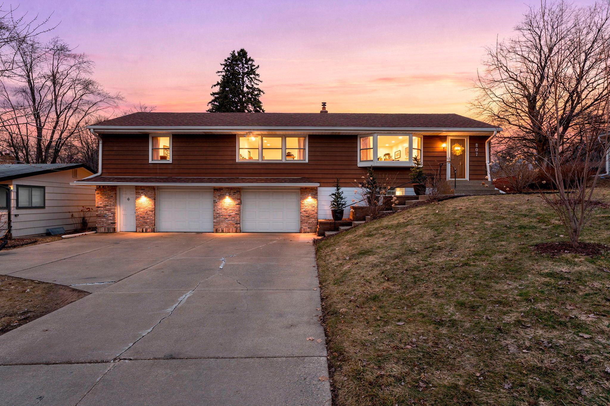 View of Residential at 807 Rose Place, Roseville MN 55113, Roseville - Mike Wilen | Minnesota Team Real Estate